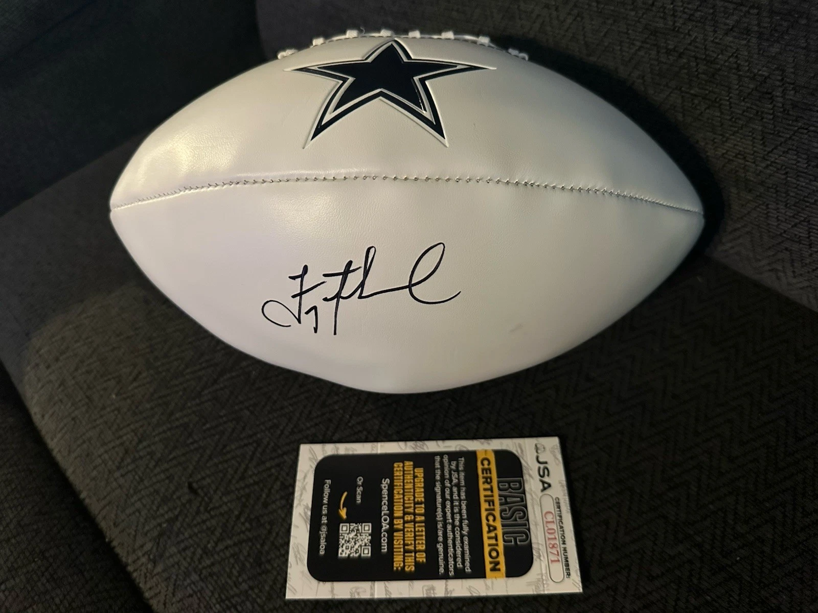 Troy Aikman Signed Dallas Cowboys Football JSA Authentication COA