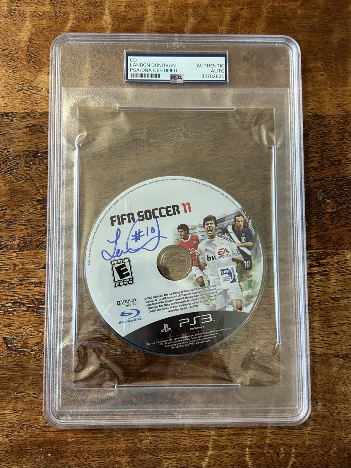 Landon Donovan Signed FIFA 11 PlayStation 3 Video Game PSA/DNA Slab Autographed