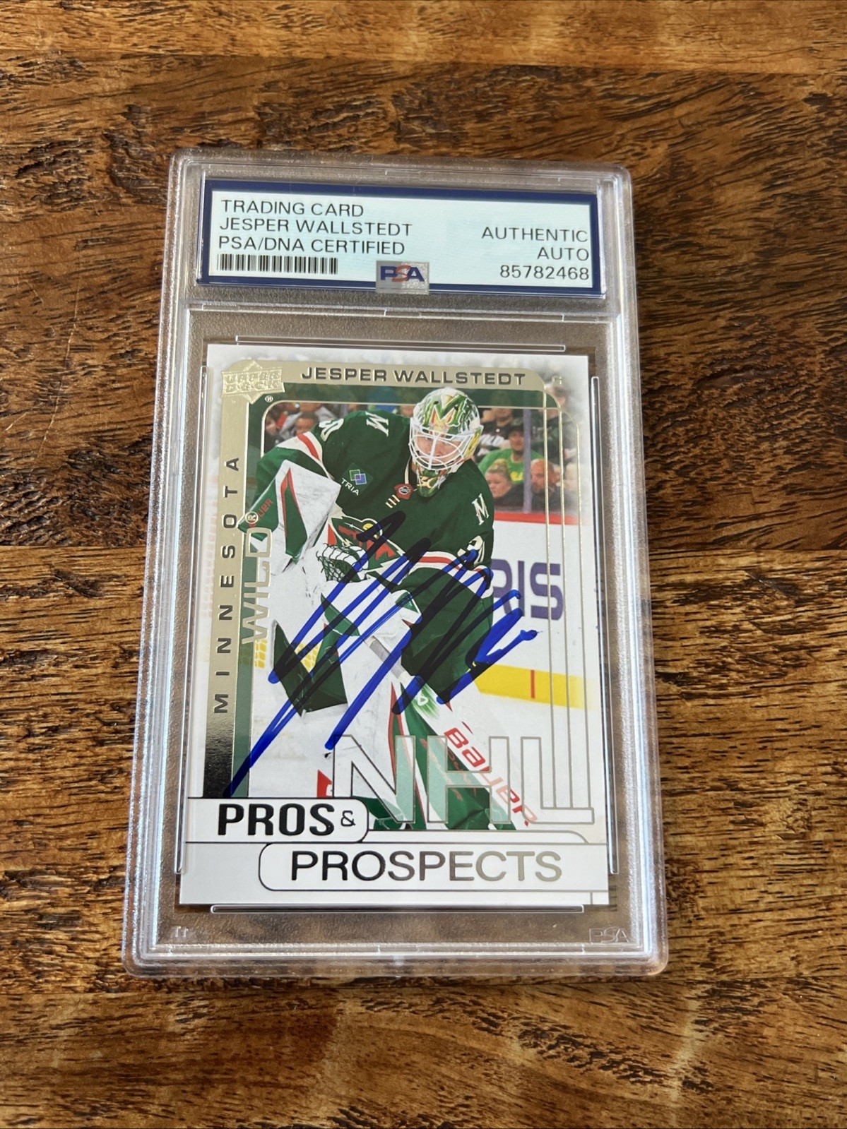 Jesper Wallstedt IP Signed Upper Deck RC Card Psa Dna Coa Slab Wild Autographed