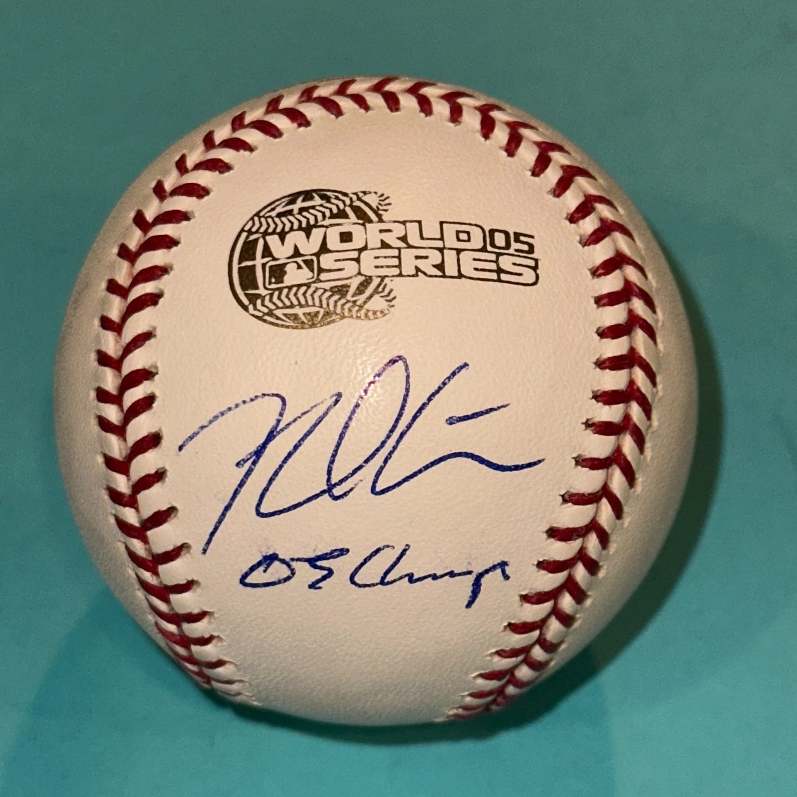 NEAL COTTS (Sox) Signed Official 2005 WORLD SERIES Baseball Beckett (BAS) w/ Ins