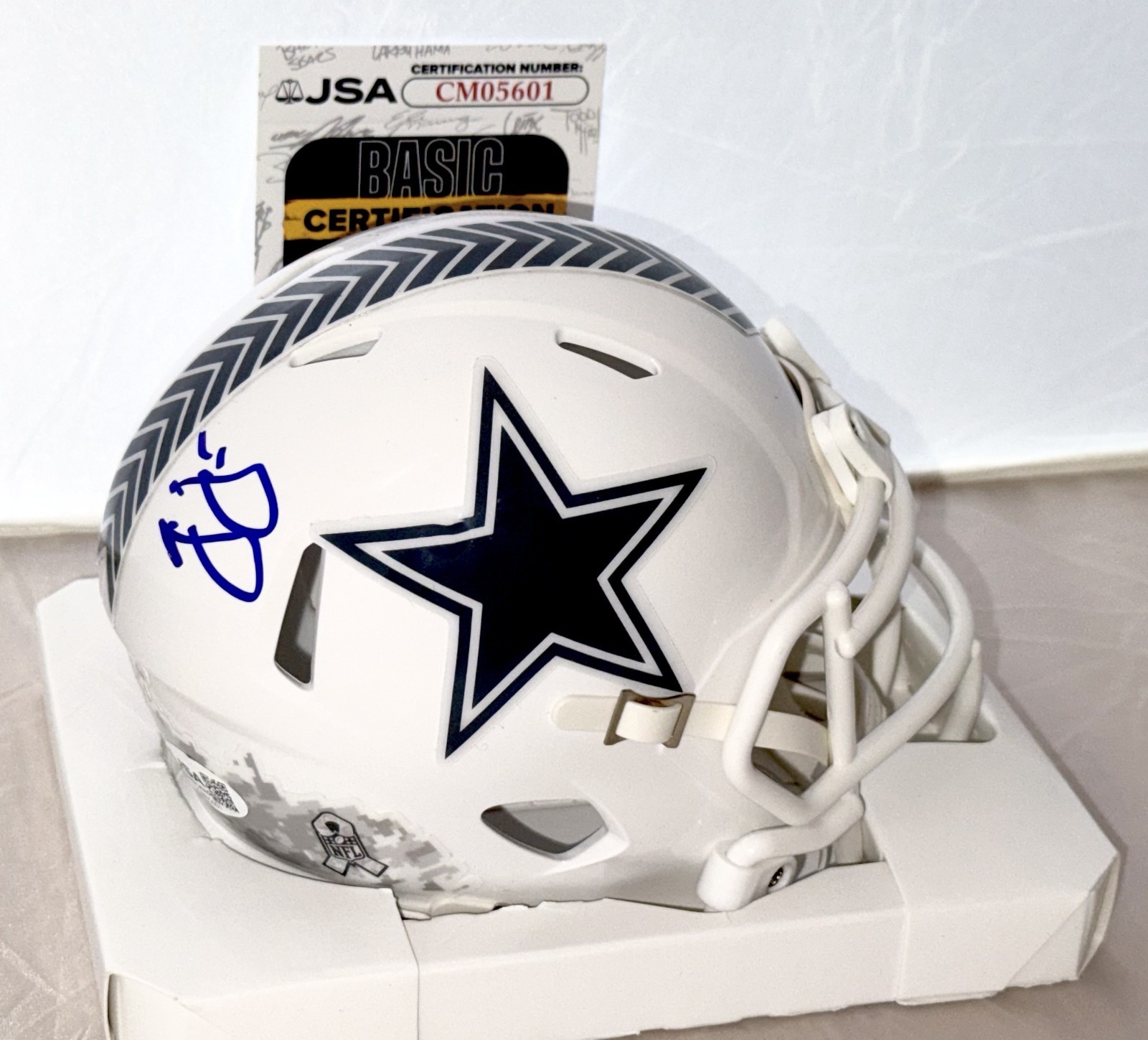 Jason Garrett signed Dallas Cowboys Salute To Service mini helmet JSA