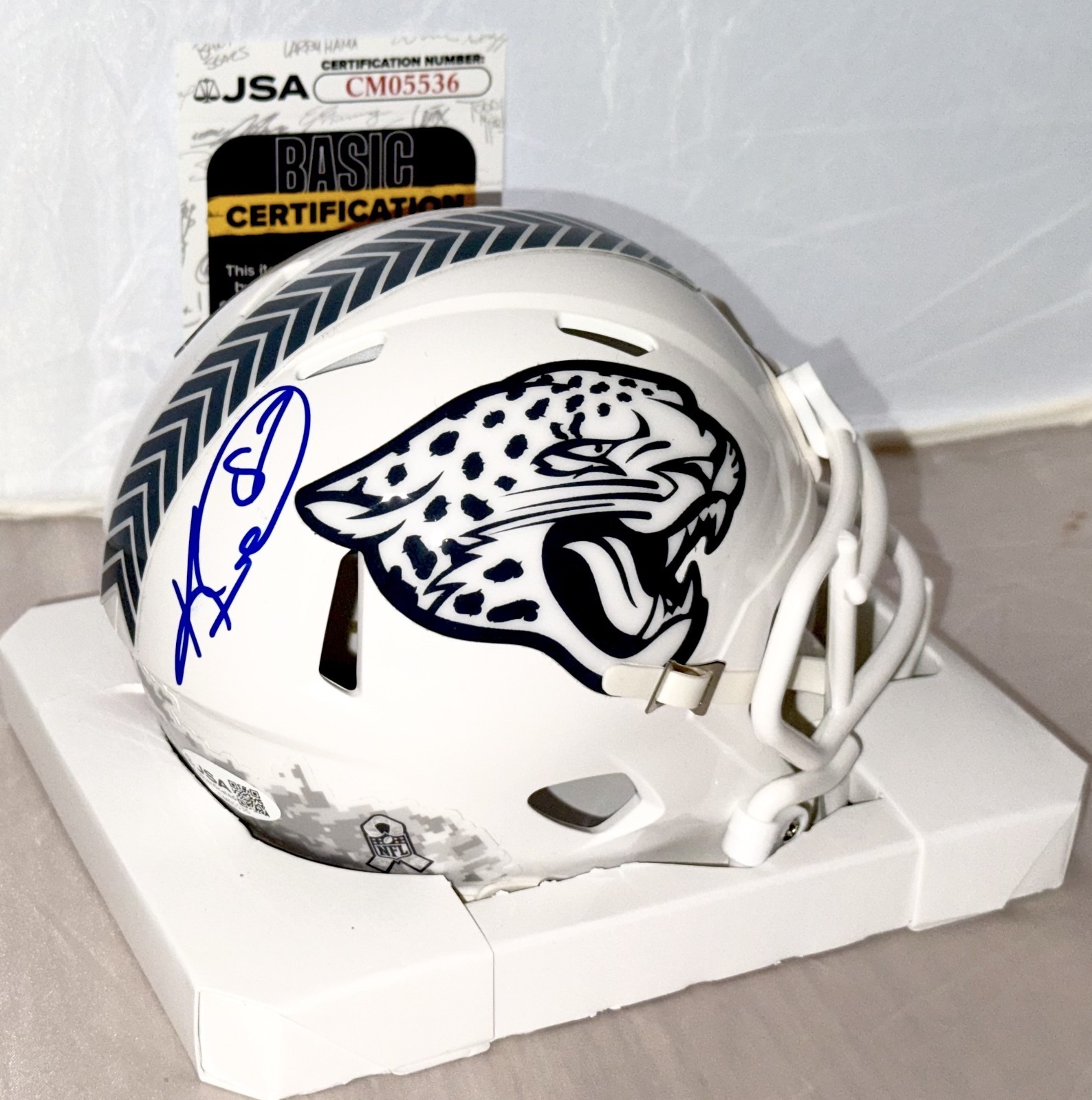 Keenan McCardell signed Jacksonville Jaguars Salute To Service mini helmet JSA