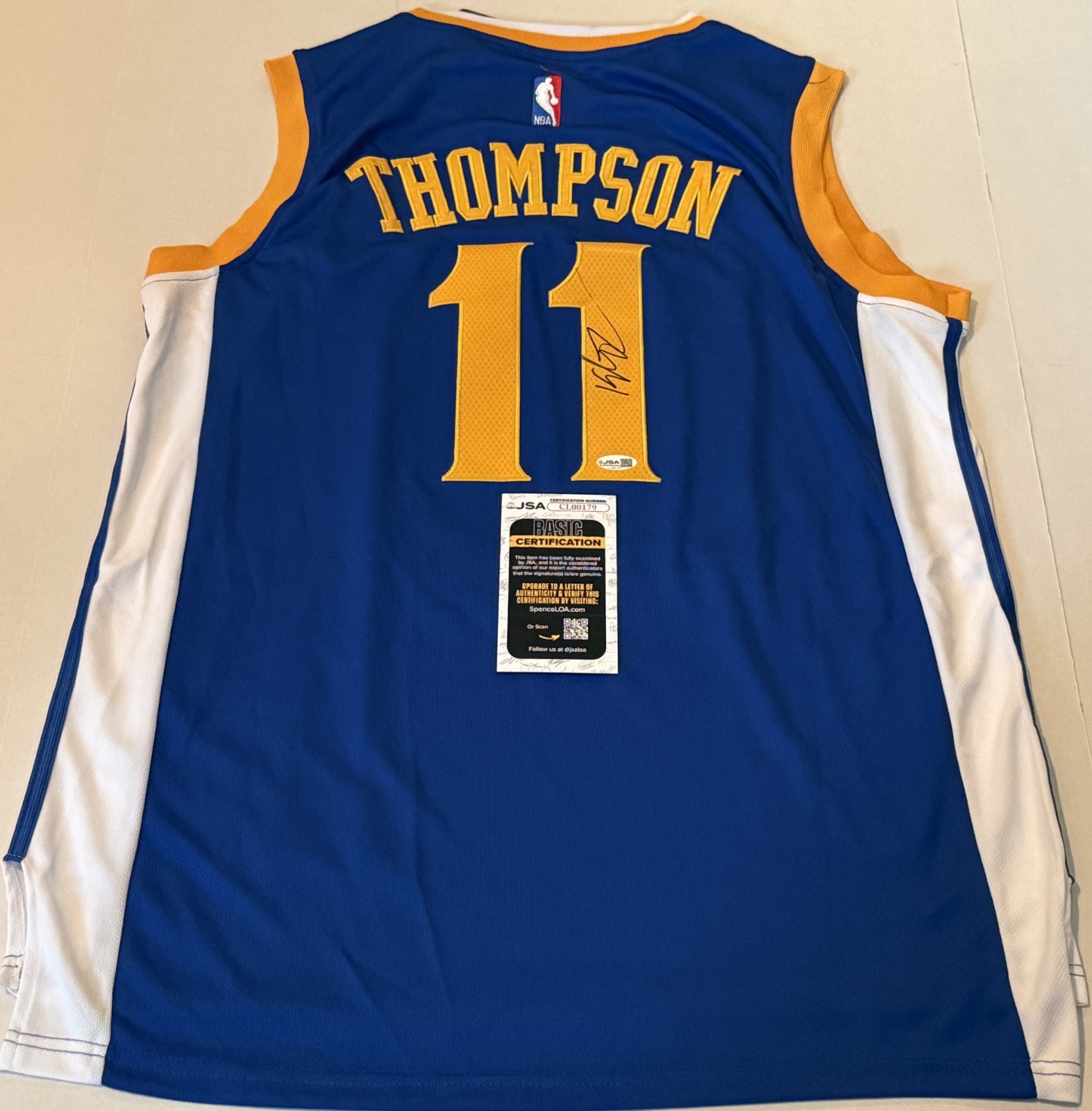 Klay Thompson signed Golden State Warriors jersey autographed JSA COA