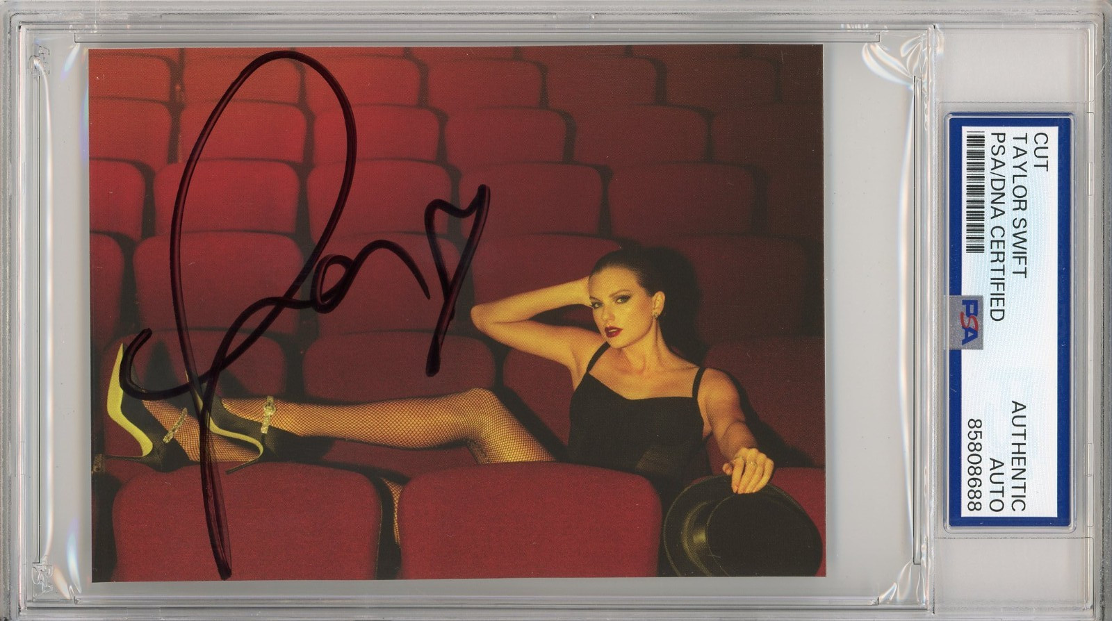 TAYLOR SWIFT LIFE OF A SHOWGIRL #4 HEART SIGNED PHOTOGRAPH PSA DNA COA SIGNATURE