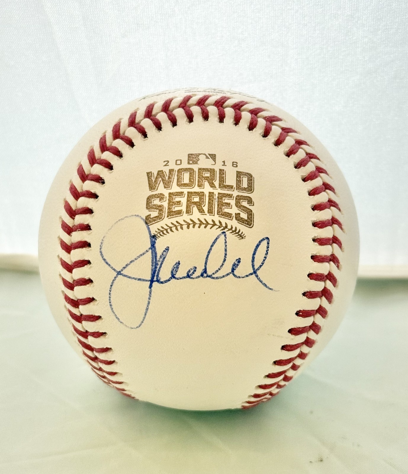 Joe Maddon Chicago Cubs signed 2016 World Series Baseball Ball Beckett COA