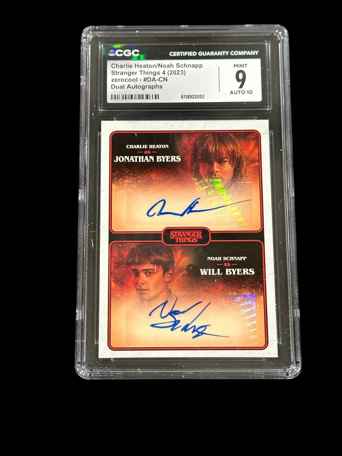 Charlie Heaton Noah Schnapp Stranger Things 4 Dual Signed Autograph Card CGC 9