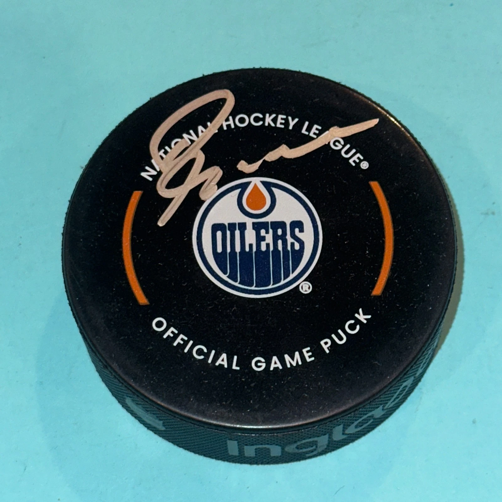 RYAN NUGENT-HOPKINS Signed Edmonton OILERS Official GAME Puck Beckett Auth (BAS)