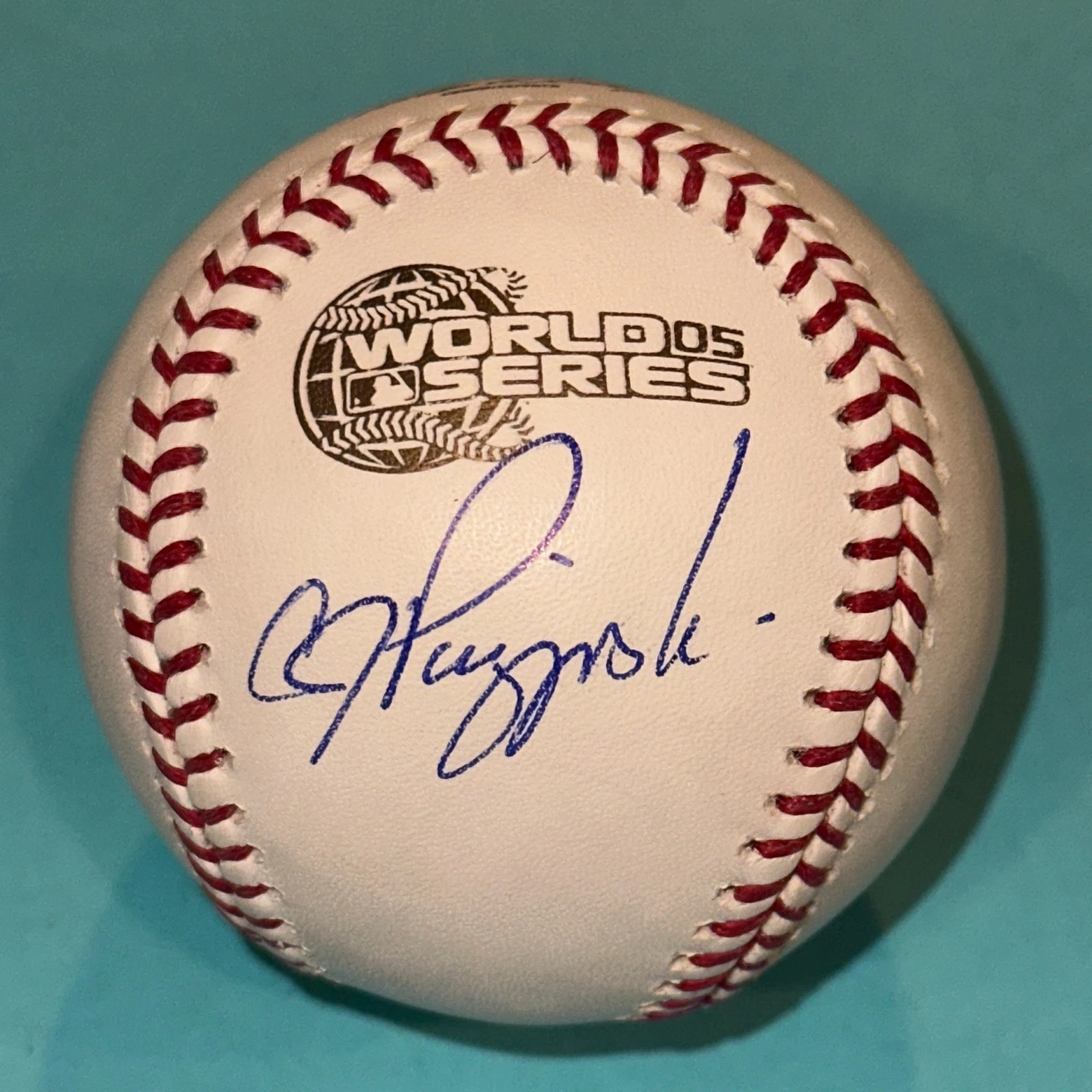 AJ PIERZYNSKI (Sox) Signed Official 2005 WORLD SERIES Baseball Beckett BAS