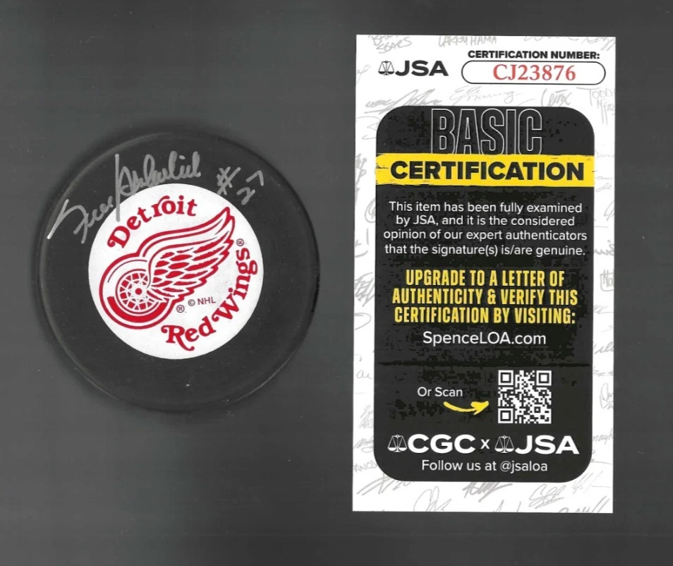 Frank Mahovlich Signed Detroit Red Wings Trench Slovakia Puck JSA COA