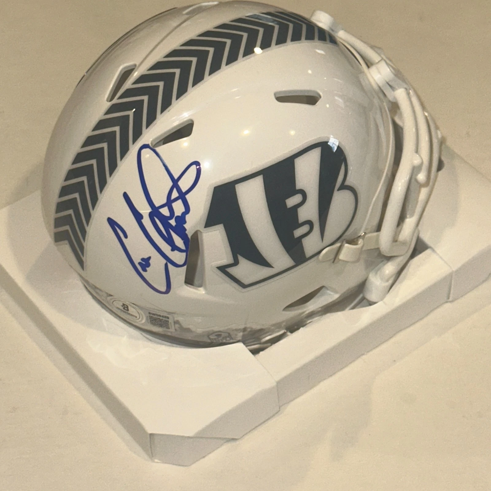 CRIS COLLINSWORTH Signed Cincinnati BENGALS SALUTE Mini-helmet Beckett (BAS)