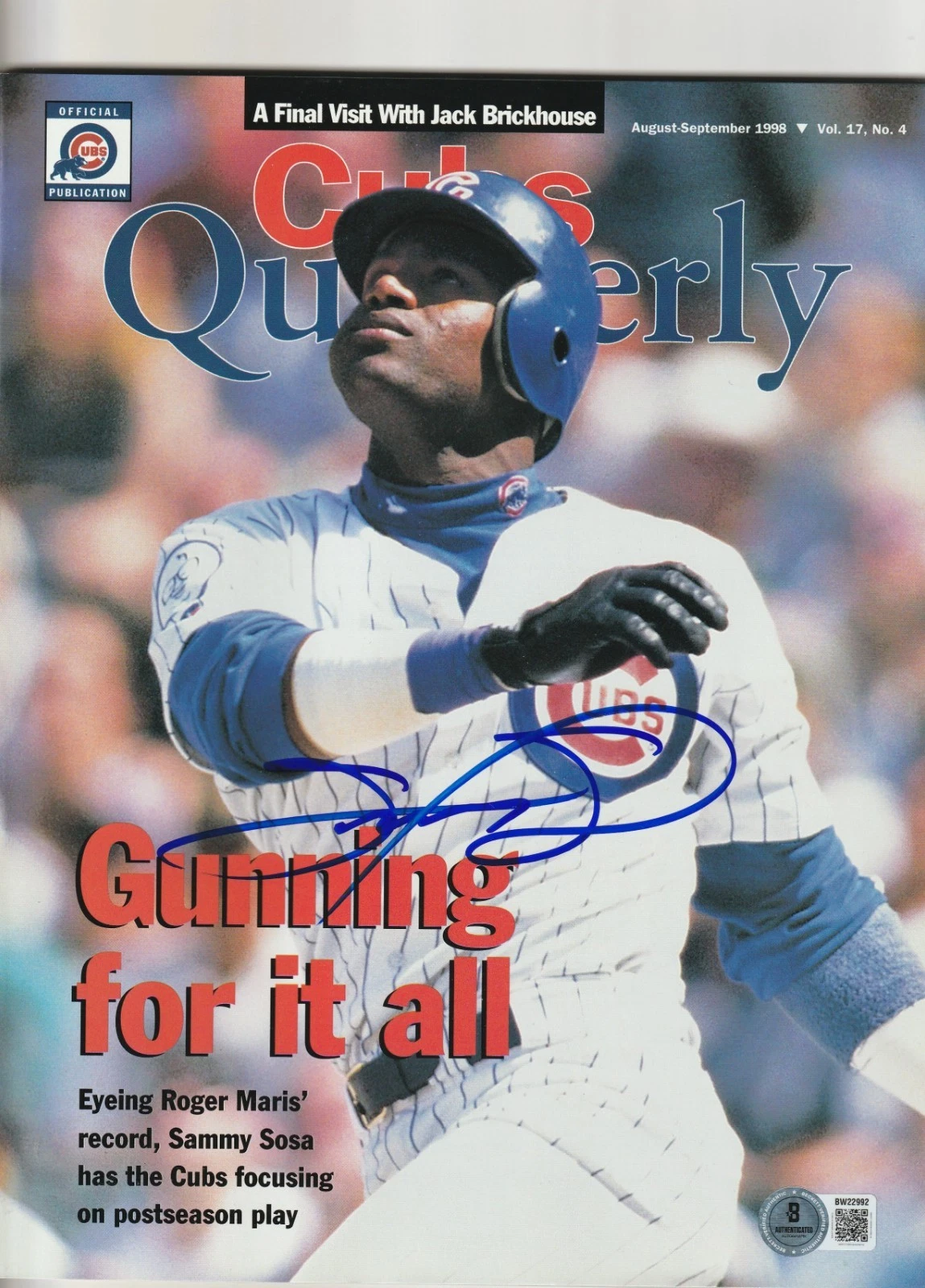 SAMMY SOSA Signed Aug/Sep 1998 CUBS QUARTERLY Magazine (NO Label) Beckett BAS