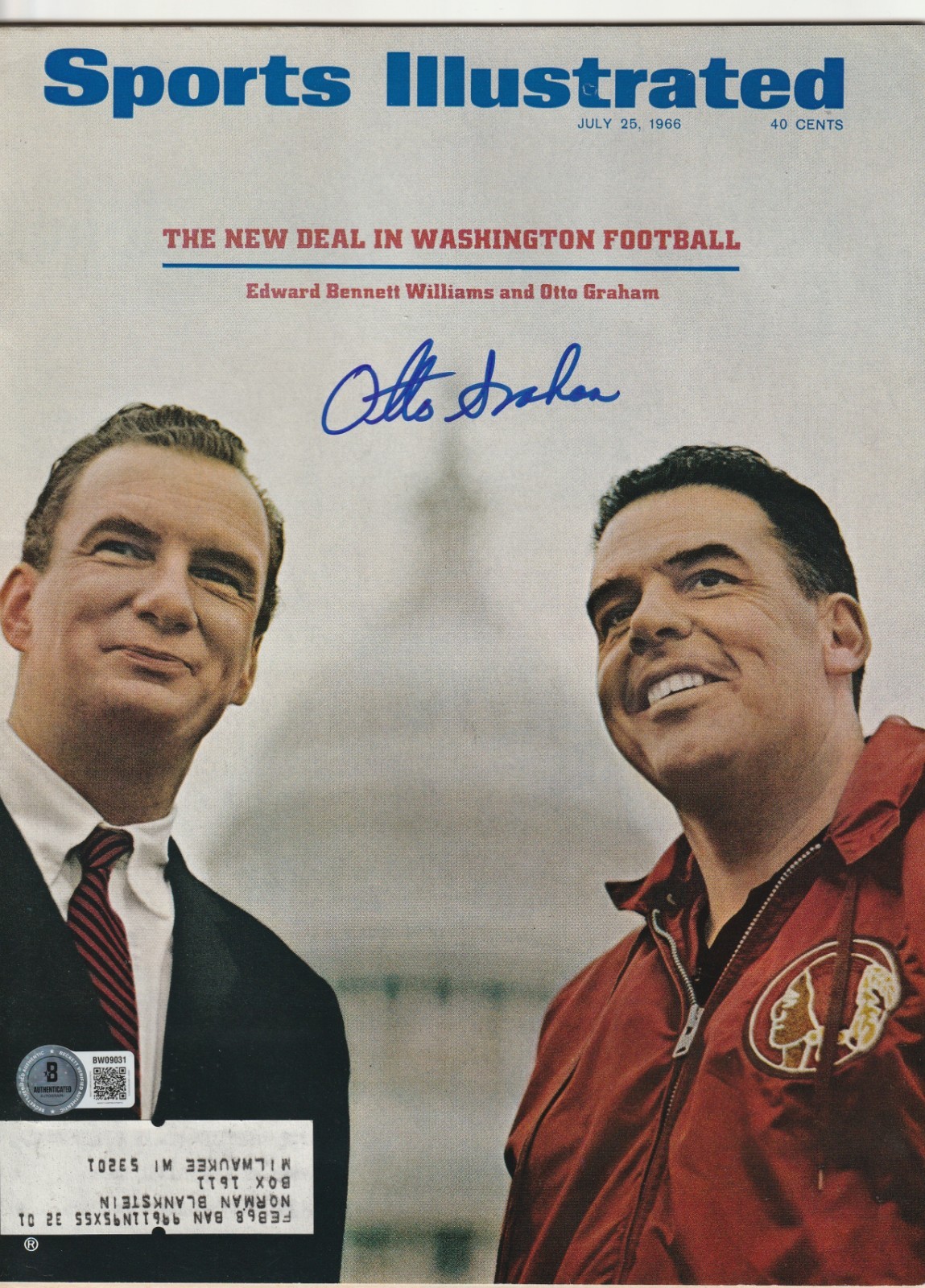 OTTO GRAHAM Signed 7/25/66 SPORTS ILLUSTRATED Magazine Beckett (BAS)