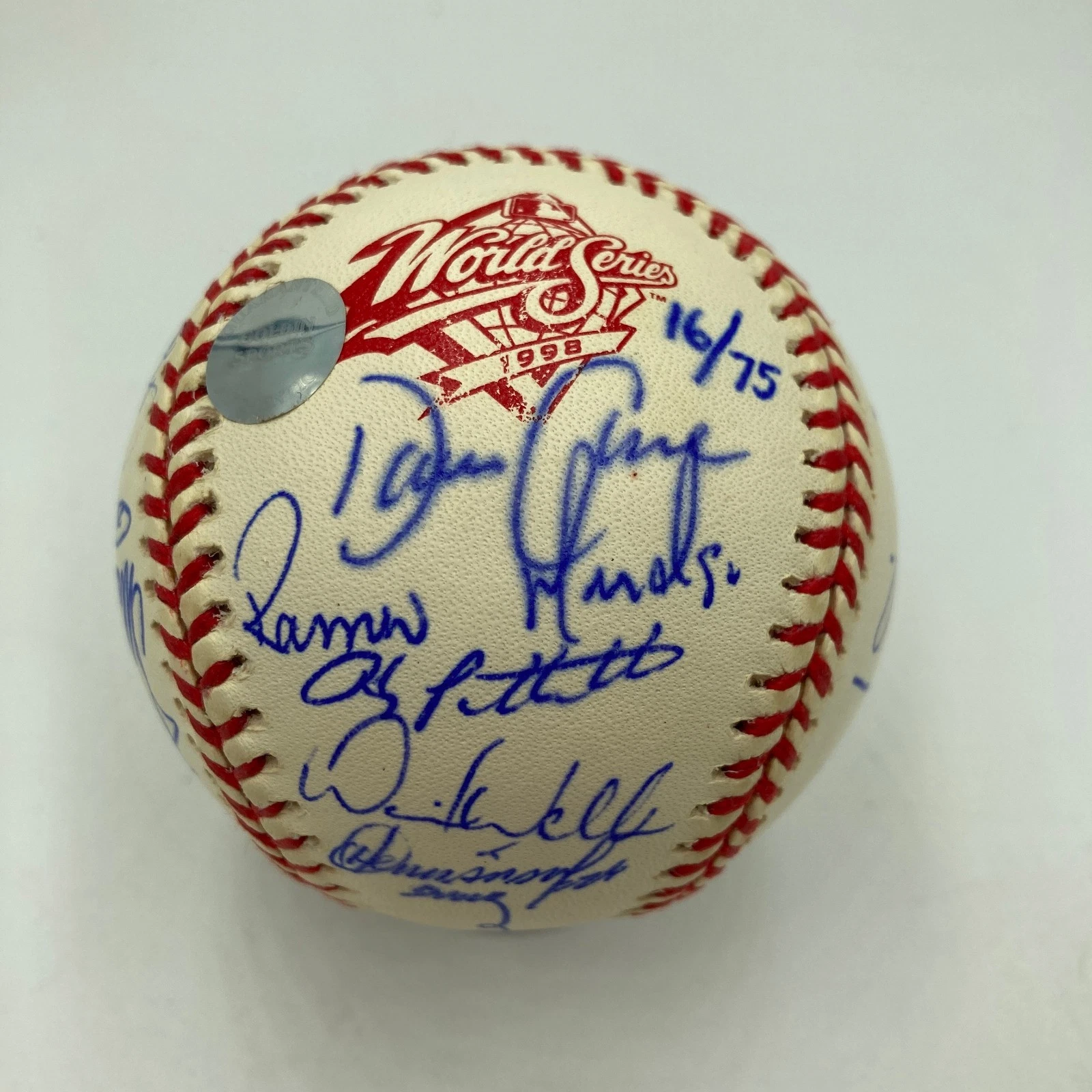 1998 New York Yankees World Series Champs Team Signed Baseball Jeter JSA COA
