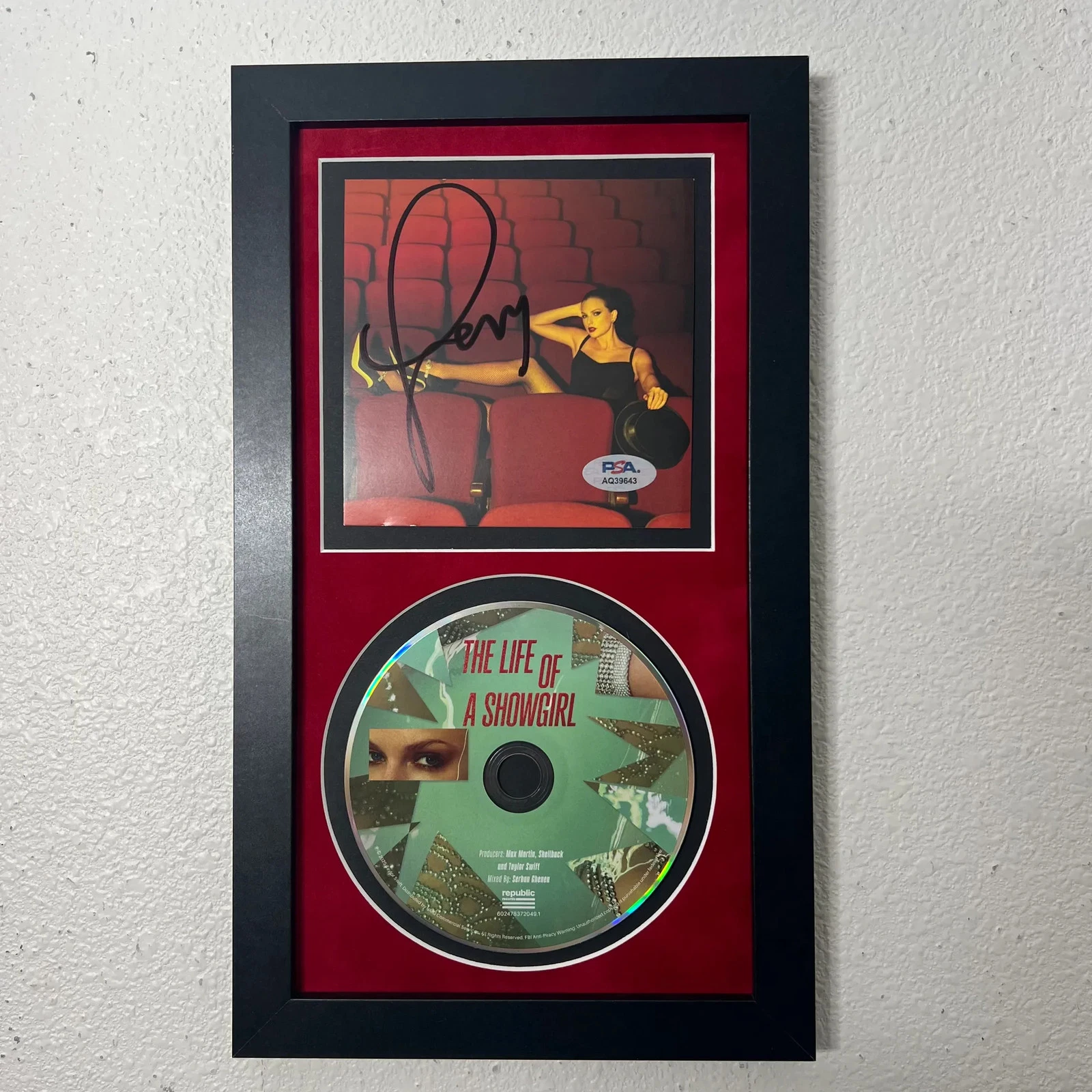 Taylor Swift Signed CD Cover Framed PSA/DNA Autographed The Life of a Showgirl