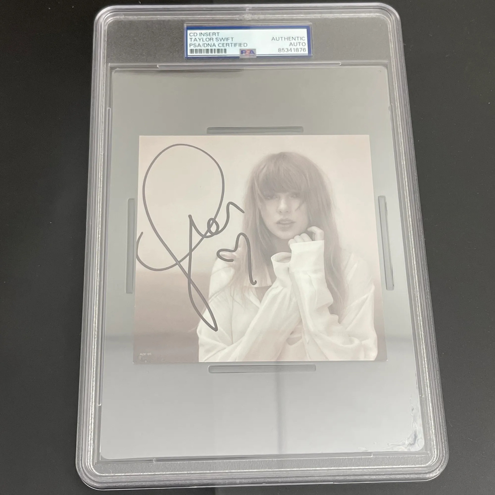 Taylor Swift Signed CD Insert PSA/DNA Autographed TTPD Album