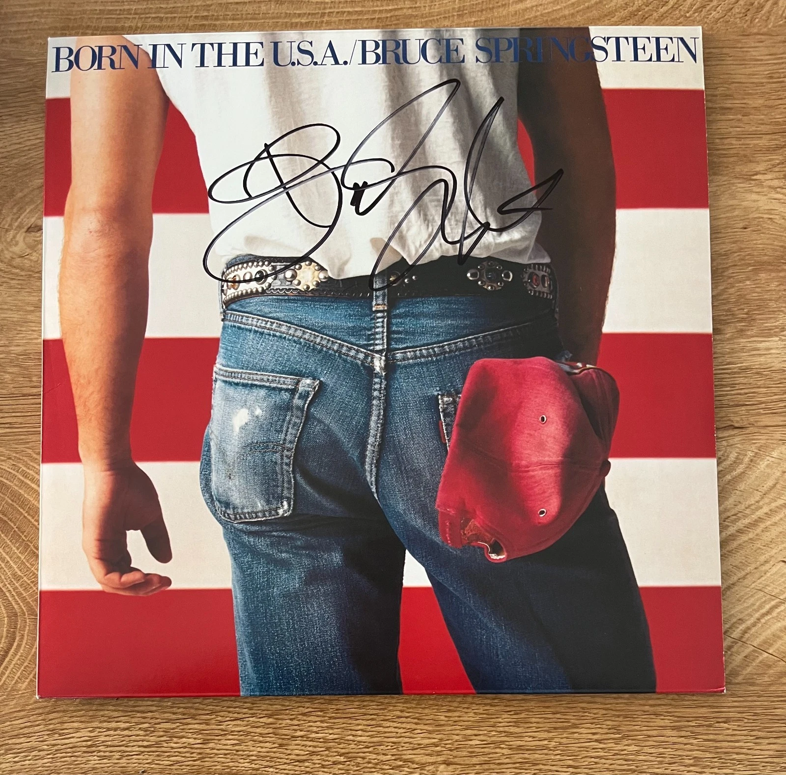 * BRUCE SPRINGSTEEN * signed vinyl album * BORN IN THE U.S.A. * COA