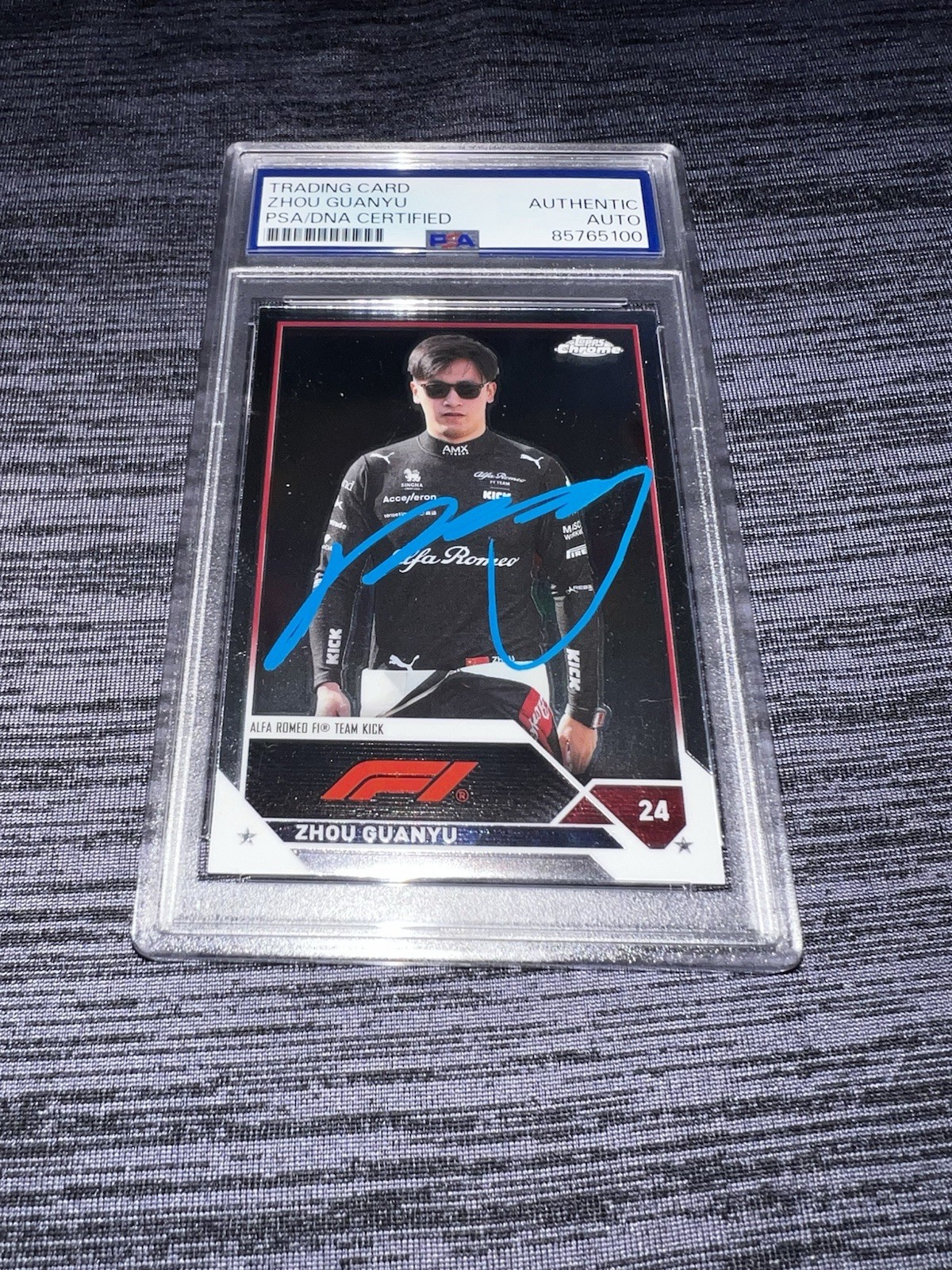 Zhou Guanyu Signed 2023 Topps Chrome F1 Card #59 Star Driver PSA/DNA
