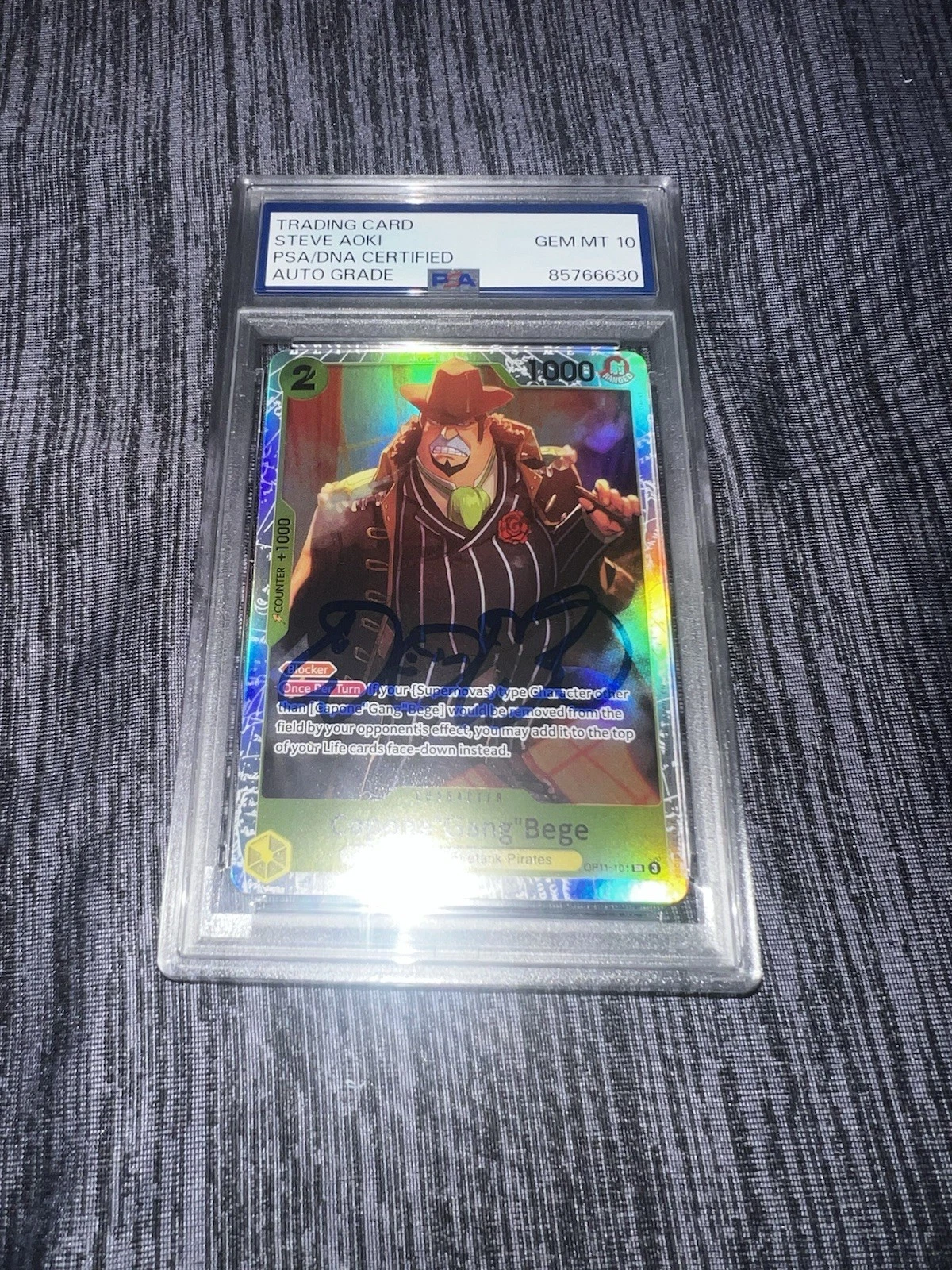 Steve Aoki Signed Official One Piece Trading Card Capone Bege PSA/DNA Auto 10