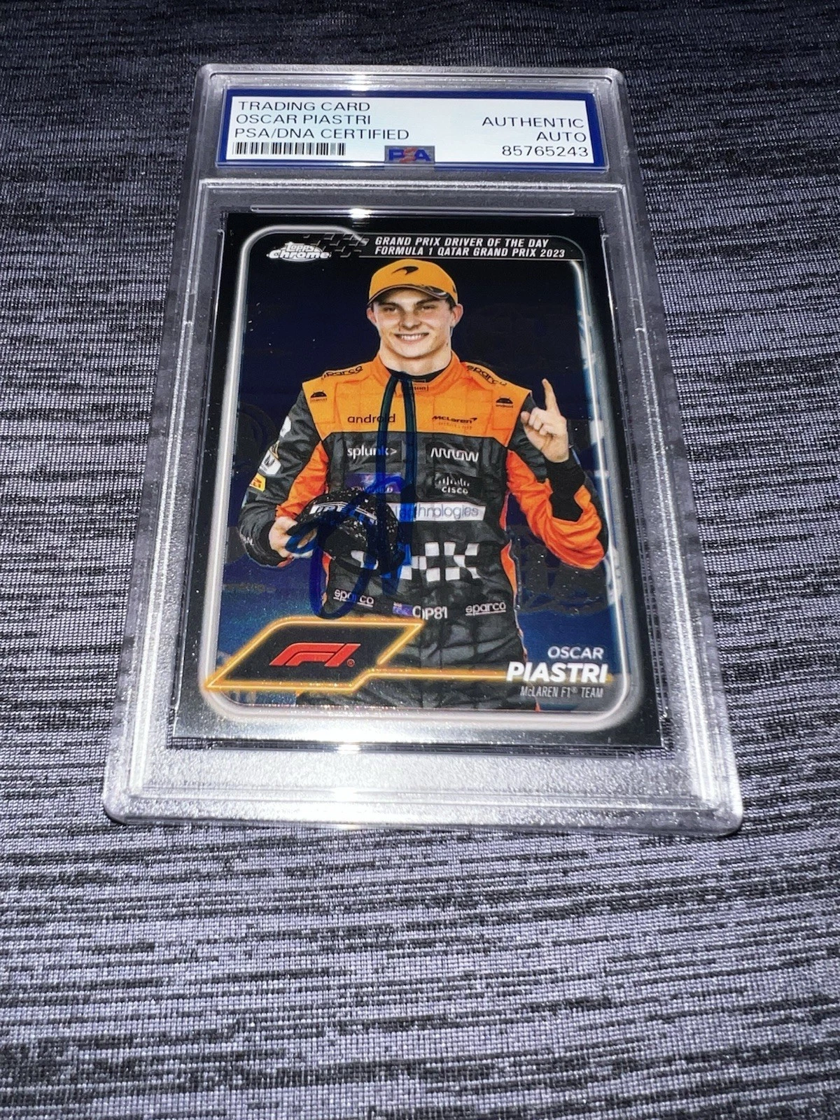 Oscar Piastri Signed 2024 Topps Chrome F1 Card #175 McLaren Star PSA/DNA