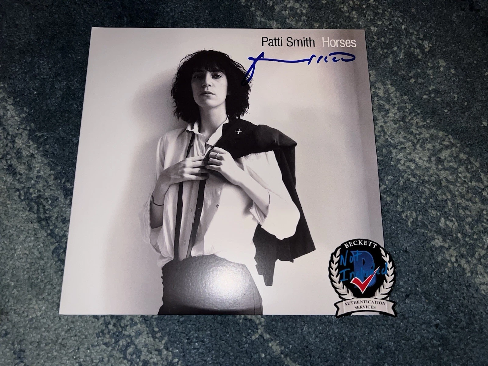 Patti Smith Signed Horses Vinyl Punk Rock Superstar Legend Beckett #2