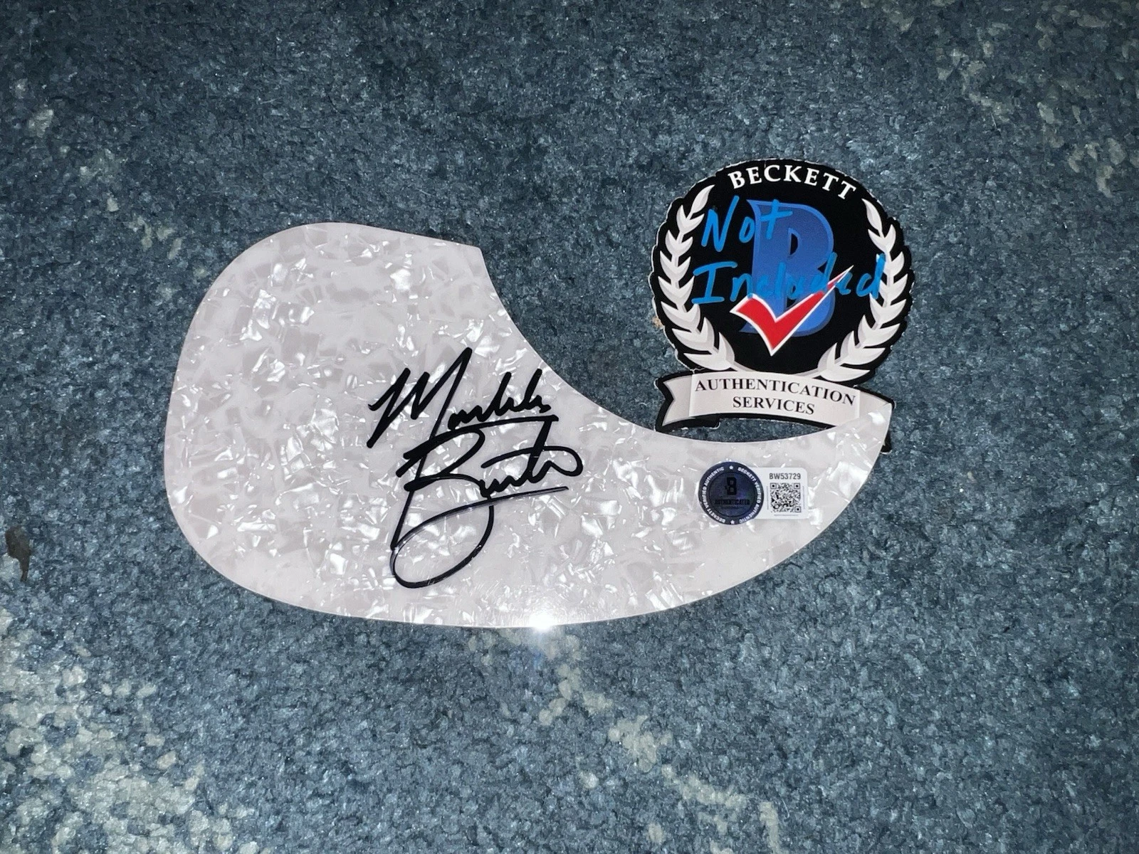 Maddox Batson Signed Acoustic Pickguard Country Music Superstar Beckett