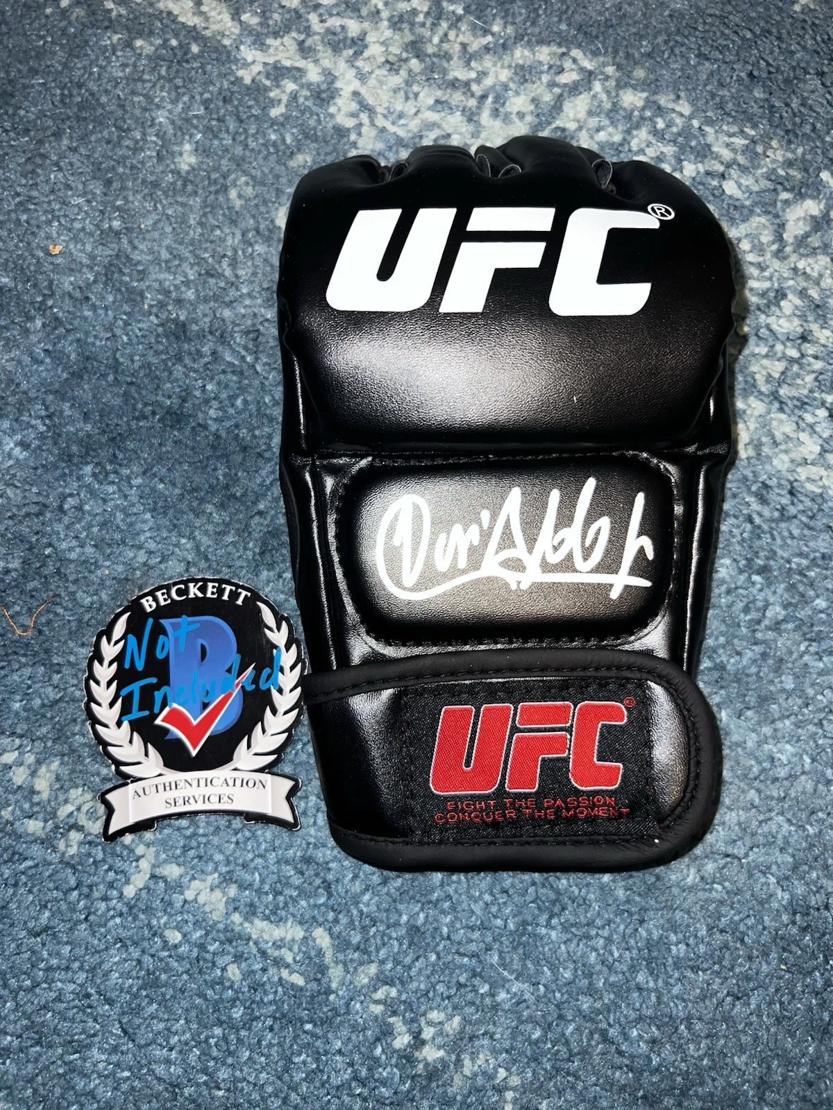Jose Aldo Signed UFC Glove UFC Champ Legend Feather Bantamweight Beckett #5