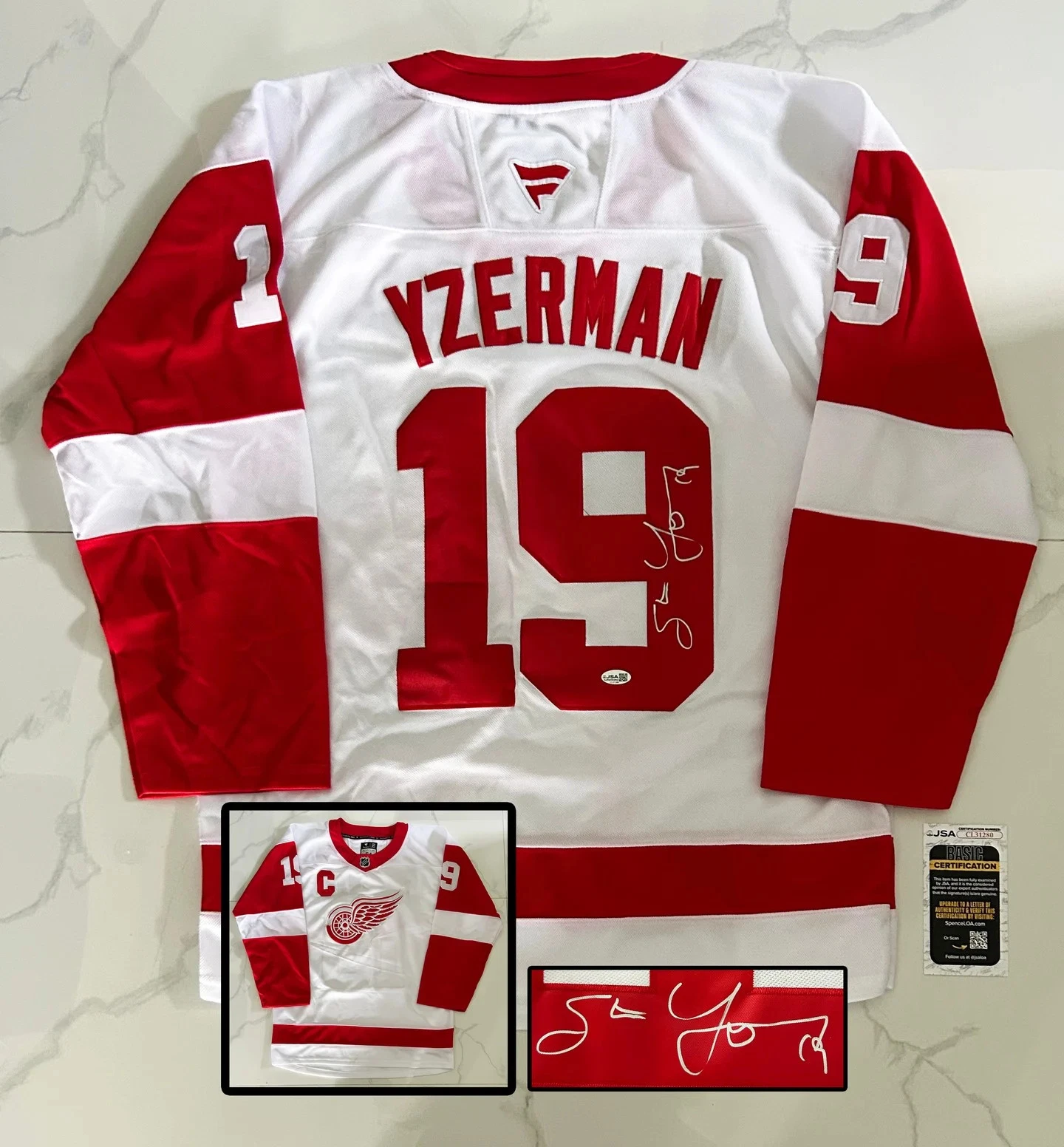 Steve Yzerman Signed Jersey Detroit Red Wings JSA 1 COA
