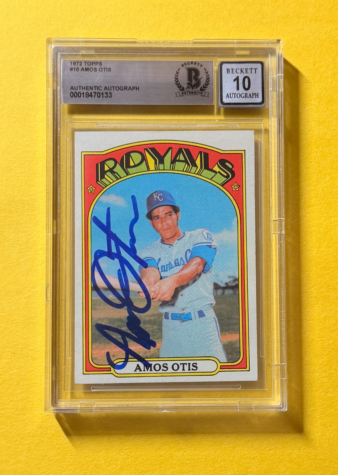 1972 TOPPS AMOS OTIS #10 SIGNED AUTO CARD BECKETT 10 AUTHENTIC ROYALS