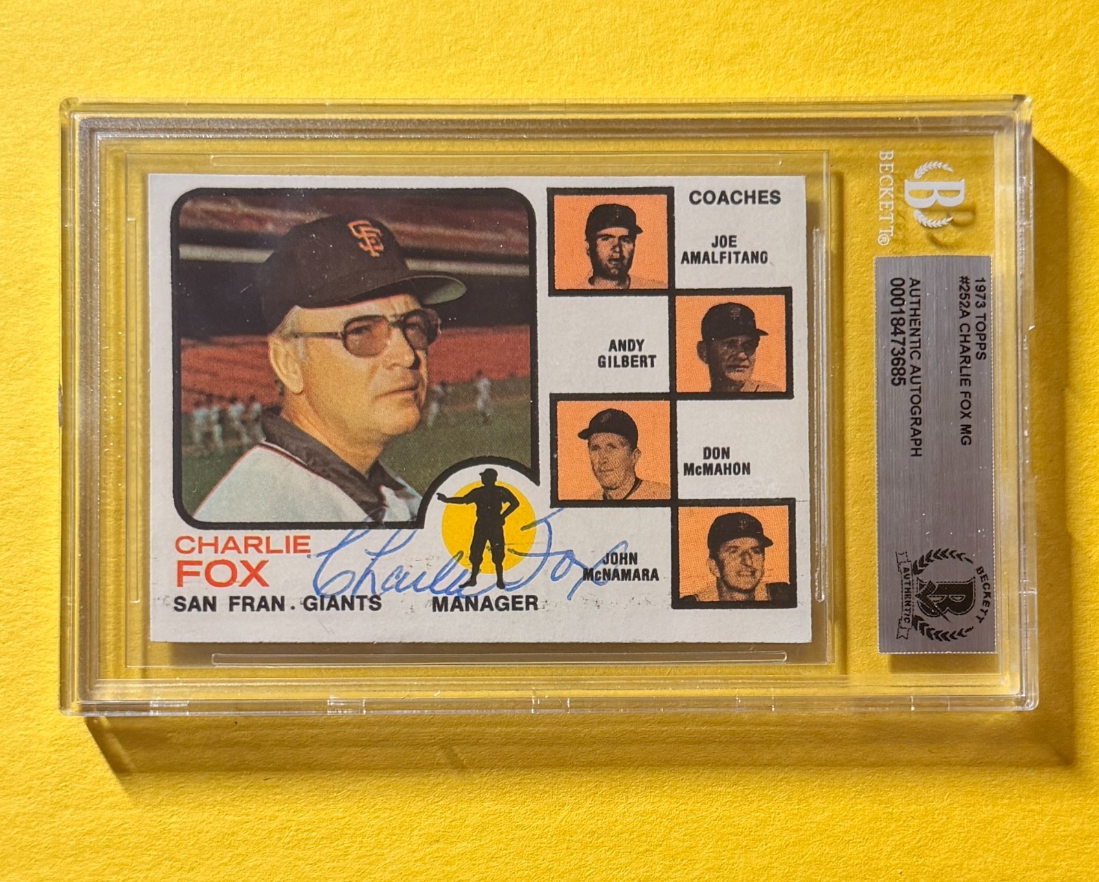 1973 TOPPS CHARLIE FOX MG #252A SIGNED AUTO CARD BECKETT AUTHENTIC GIANTS