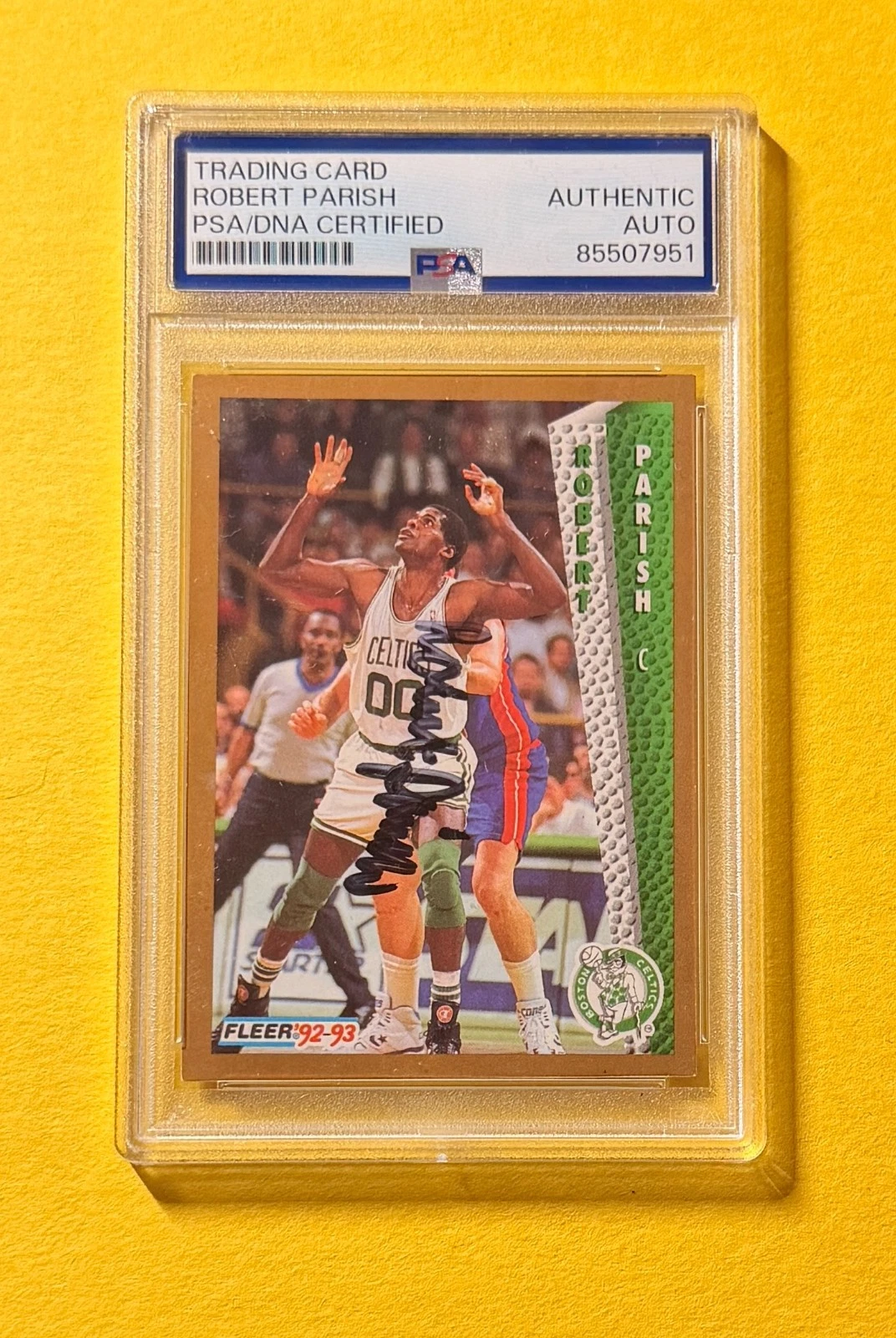 1992-93 FLEER ROBERT PARISH #18 SIGNED AUTO CARD PSA AUTHENTIC CELTICS
