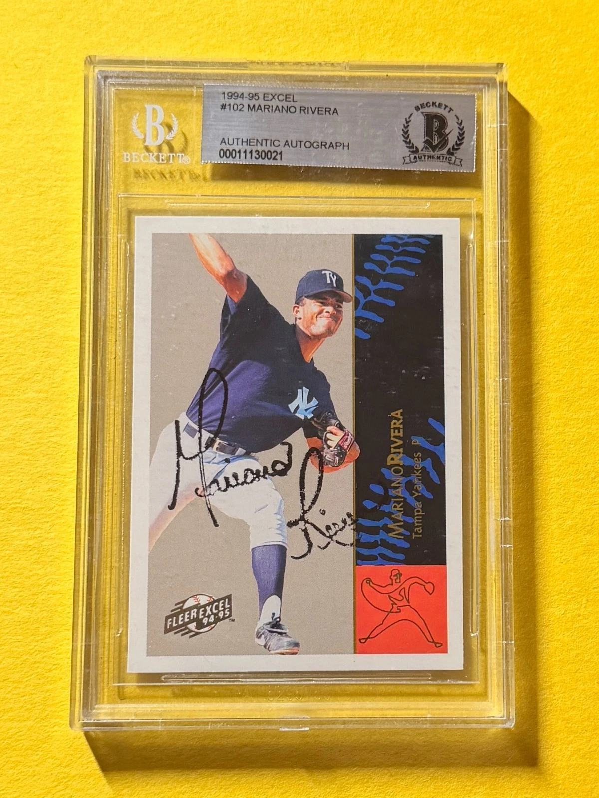 1994-95 EXCEL MARIANO RIVERA #102 SIGNED AUTO CARD BECKETT AUTHENTIC NYY