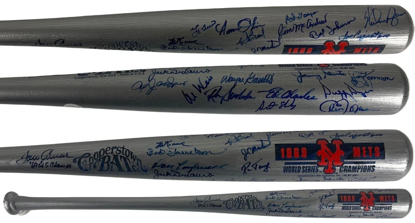 1969 NY Mets WS Champs Team Signed Baseball Bat Seaver Ryan Berra Beckett BAS