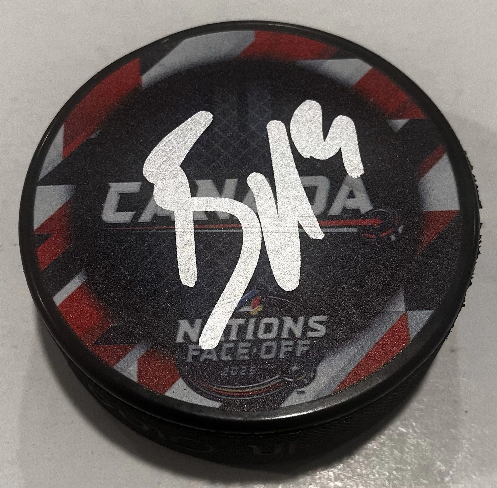 BRAYDEN POINT SIGNED CANADA 4 NATIONS HOCKEY PUCK W CASE TAMPA BAY LIGHTNING COA