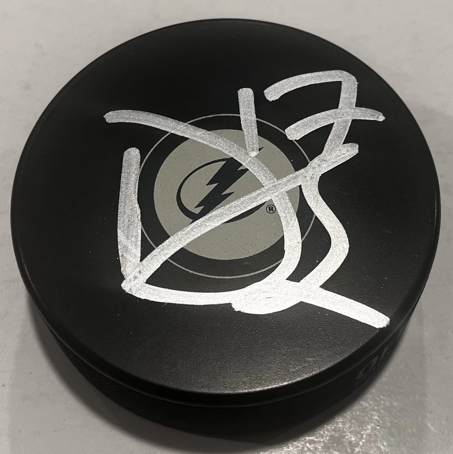 DOMINIC JAMES SIGNED TAMPA BAY LIGHTNING HOCKEY PUCK W/ CASE COA