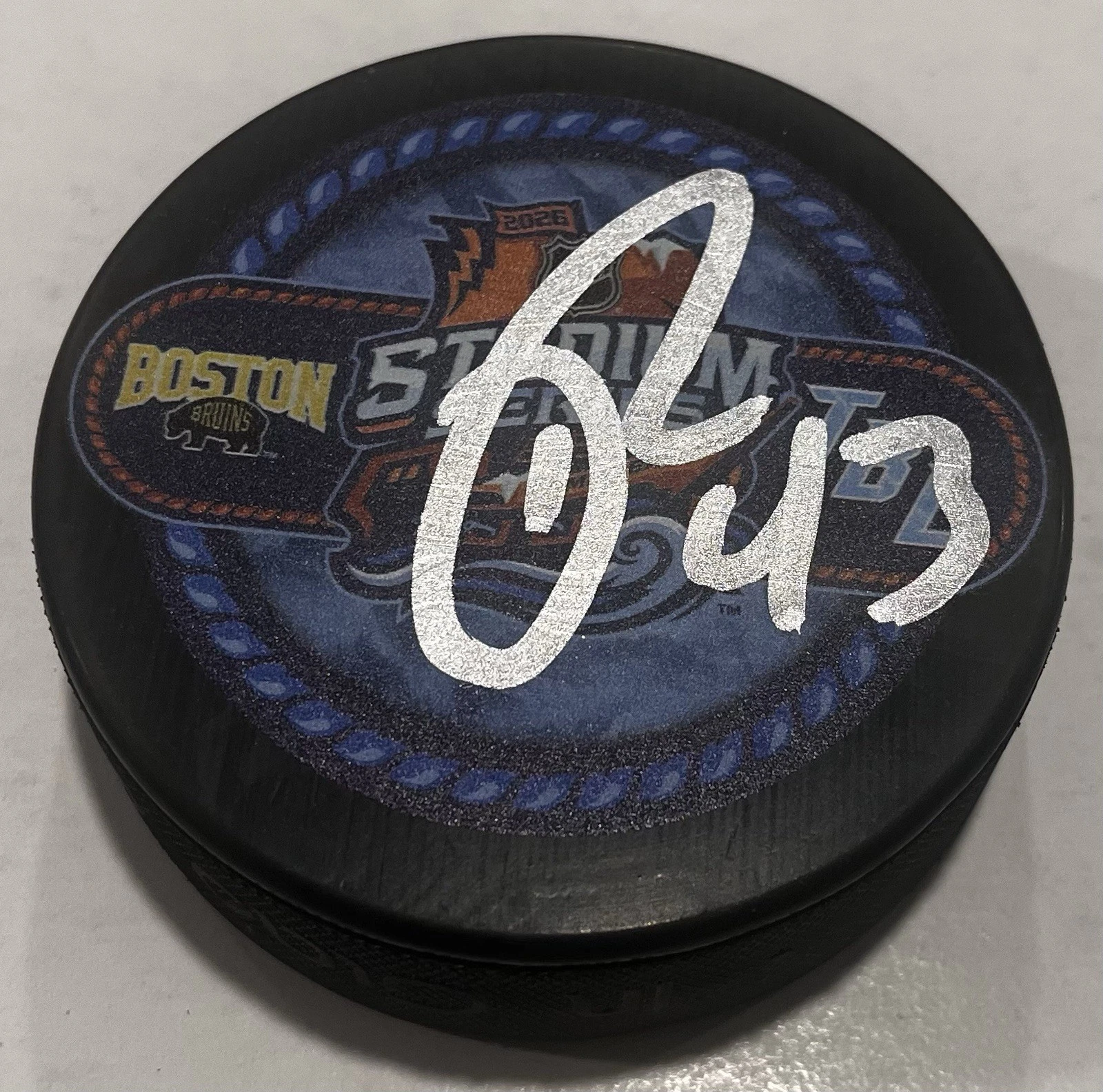 DARREN RADDYSH SIGNED TAMPA BAY LIGHTNING 2026 STADIUM SERIES PUCK W/ CASE COA
