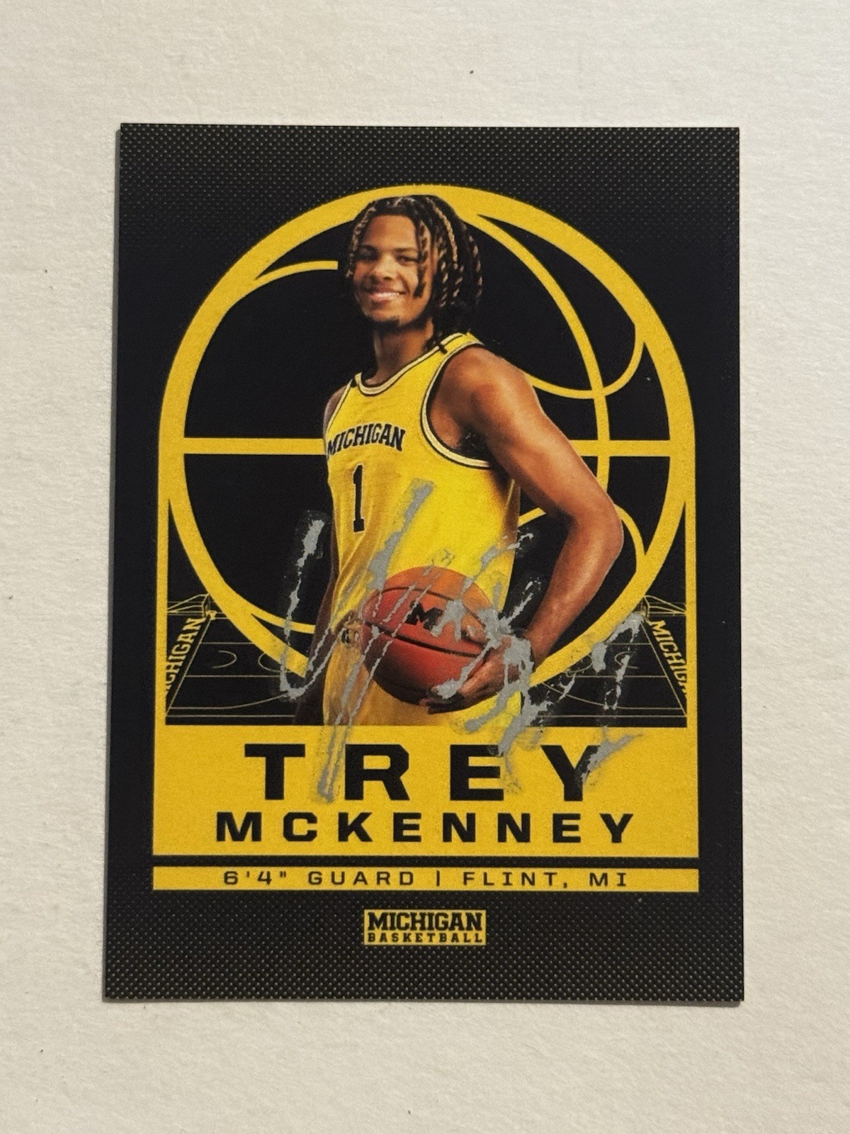 2025-2026 Valiant Trey McKenney Michigan Wolverines Basketball Signed Auto RC