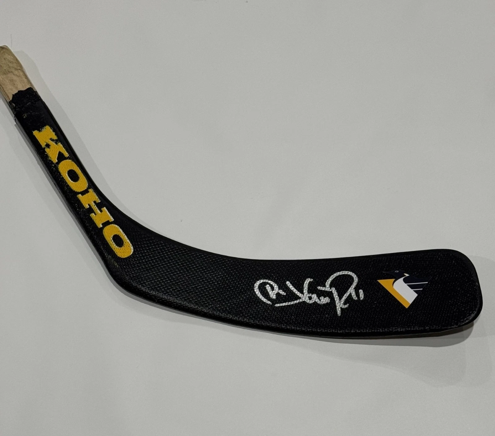 DARIUS KASPARAITIS SIGNED STICK BLADE PITTSBURGH PENGUINS PROOF