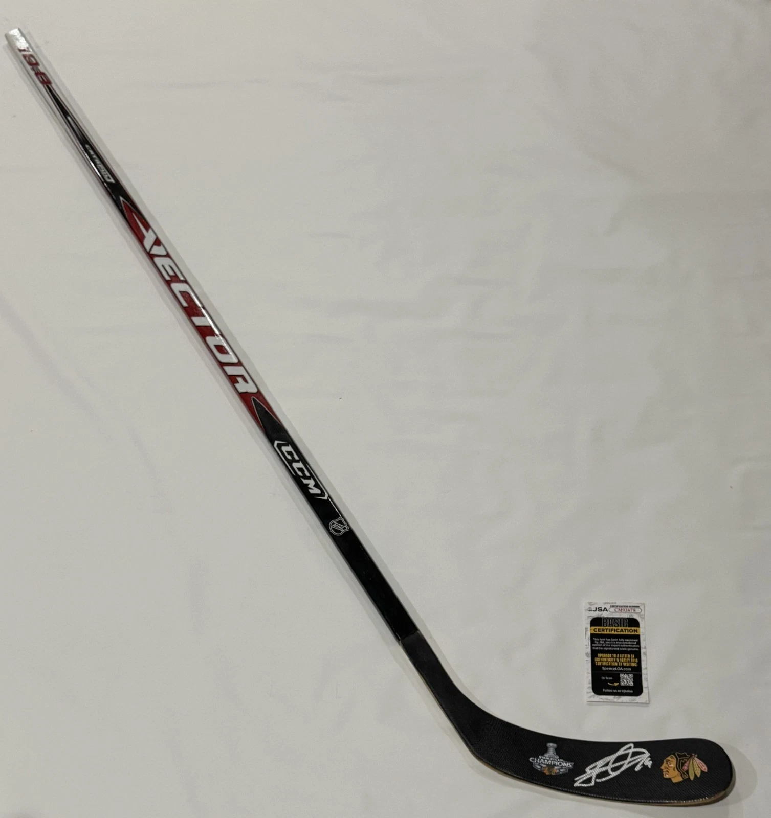 JONATHAN TOEWS SIGNED F/S STICK CHICAGO BLACKHAWKS 2010 STANLEY CUP JSA COA