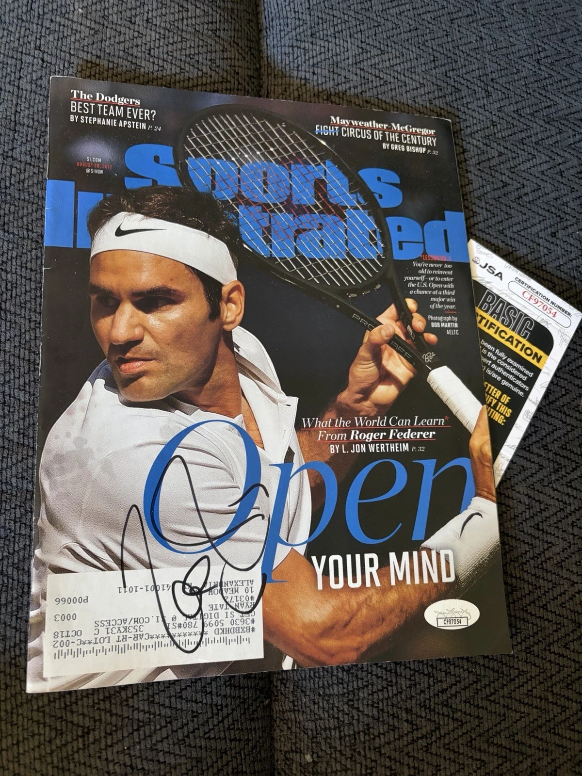 Roger Federer Signed Sports Illustrated Magazine JSA Authenticated COA