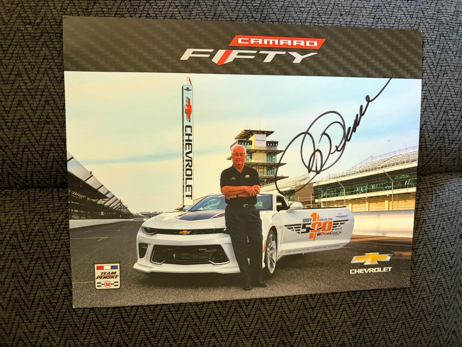 Roger Penske Signed Indianapolis Indy 500 2016 Pace Car Promo Hero Card Camaro