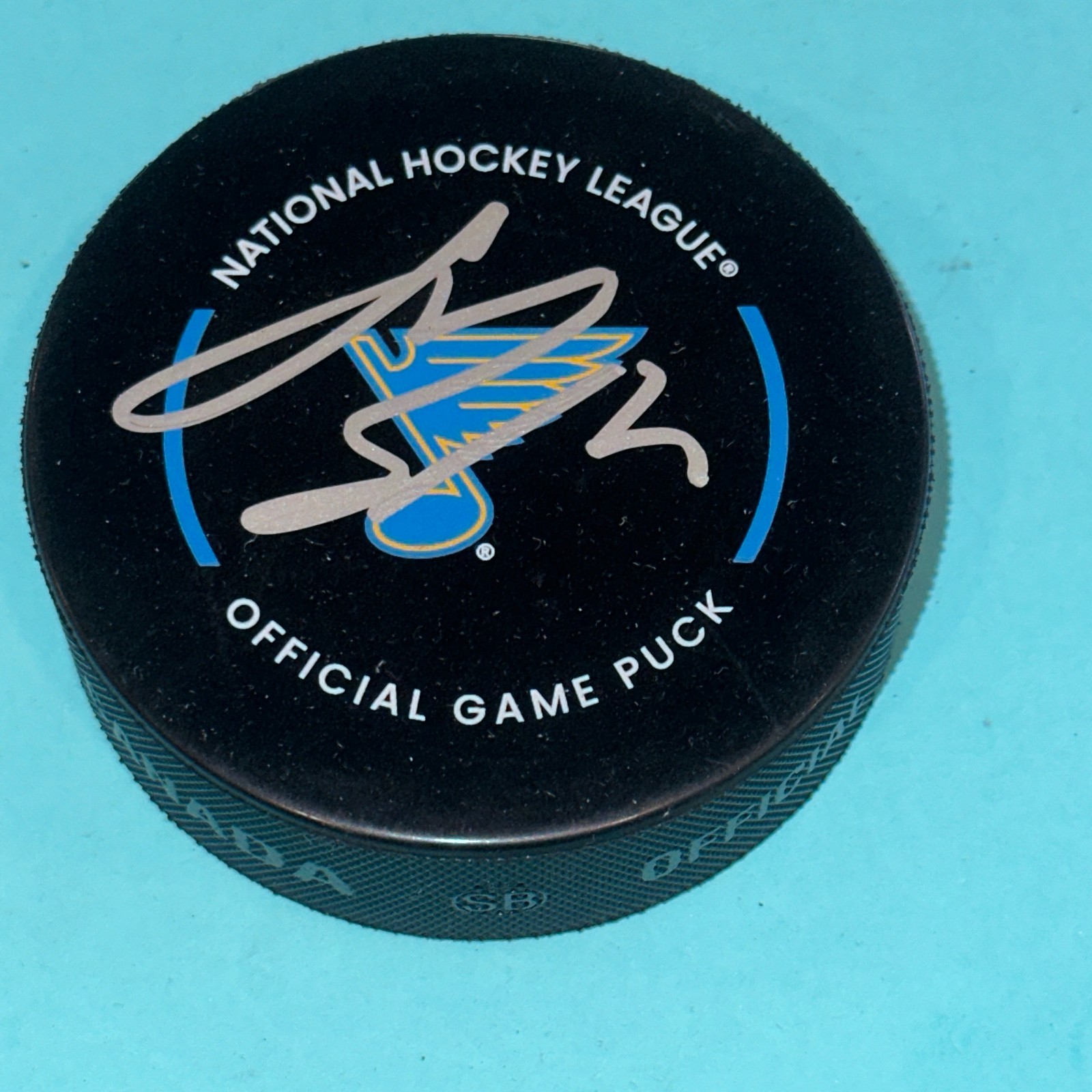JIMMY SNUGGERUD Signed St. Louis BLUES Official GAME Puck Beckett (BAS)