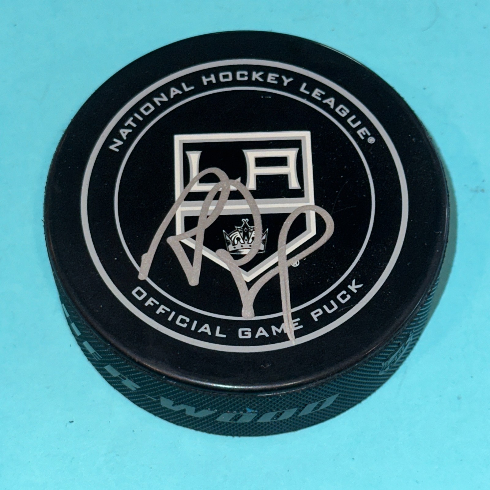 ROB BLAKE Signed Los Angeles KINGS Official GAME Puck Beckett (BAS)