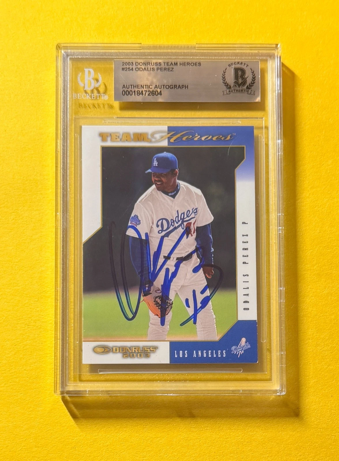 2003 DONRUSS TEAM HEROES ODALIS PEREZ #254 SIGNED AUTO CARD BECKETT AUTHENTIC