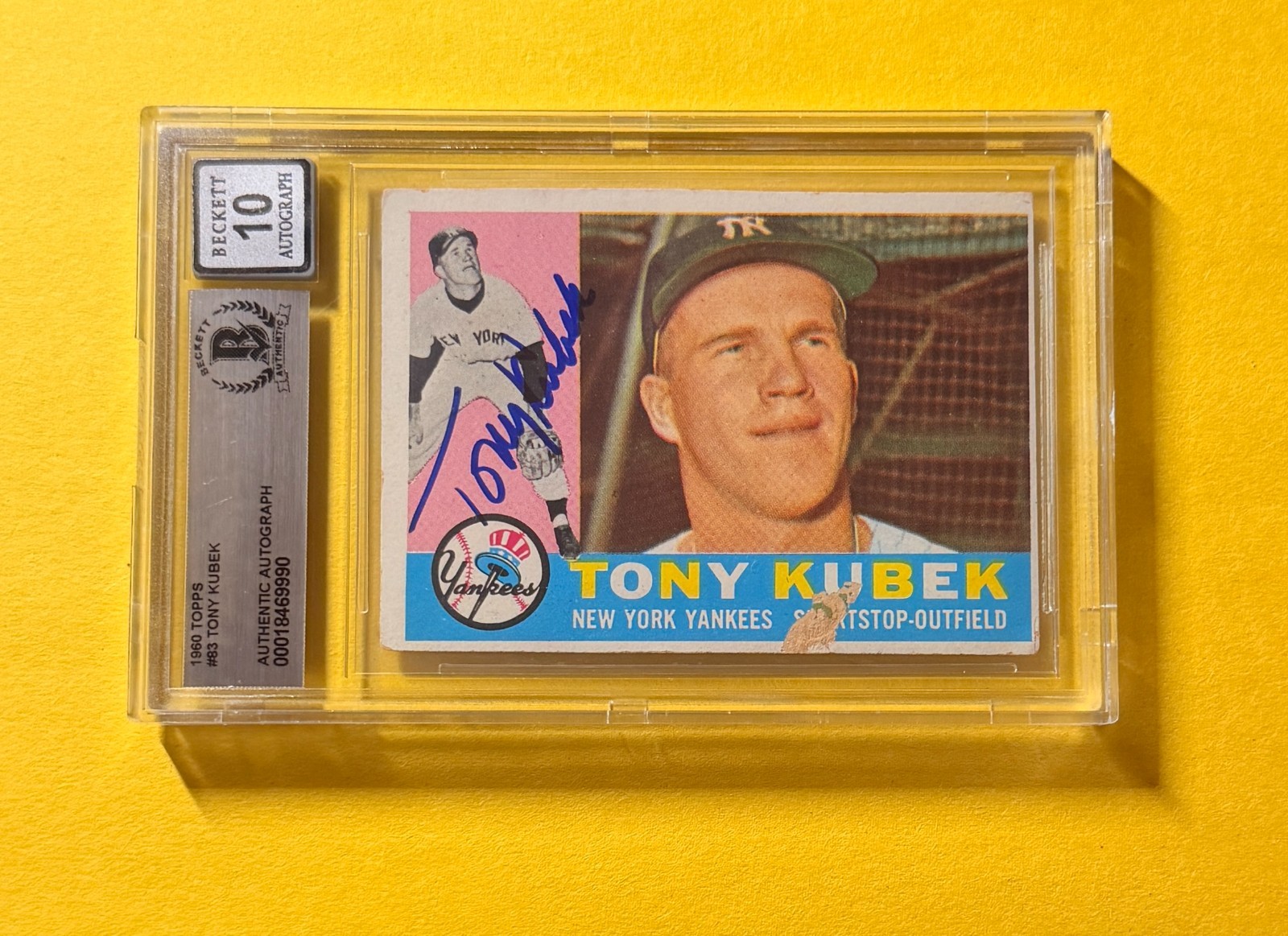 1960 TOPPS TONY KUBEK #83 SIGNED AUTO CARD BECKETT 10 AUTHENTIC YANKEES