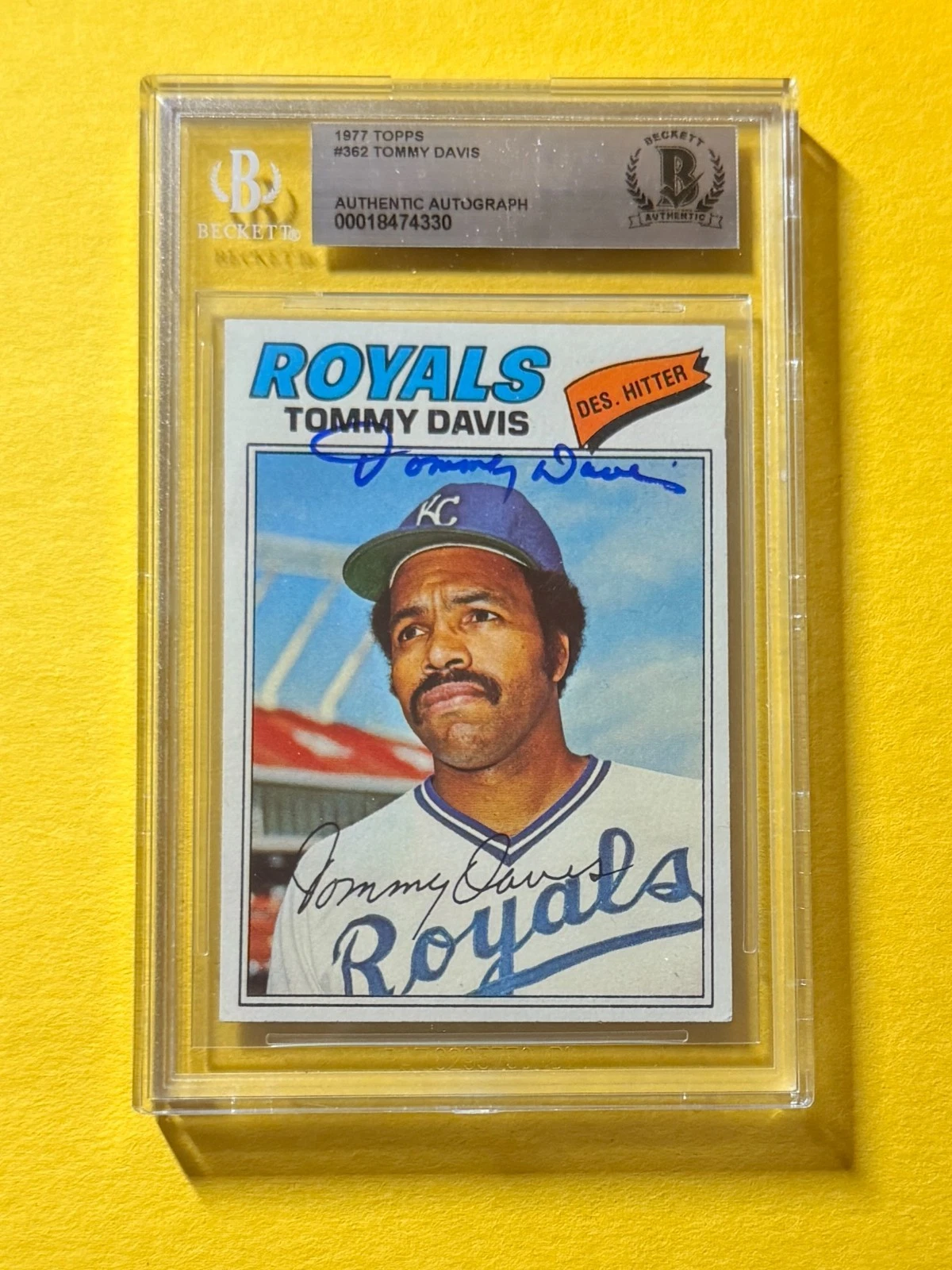 1977 TOPPS TOMMY DAVIS #362 SIGNED AUTO CARD BECKETT AUTHENTIC ROYALS