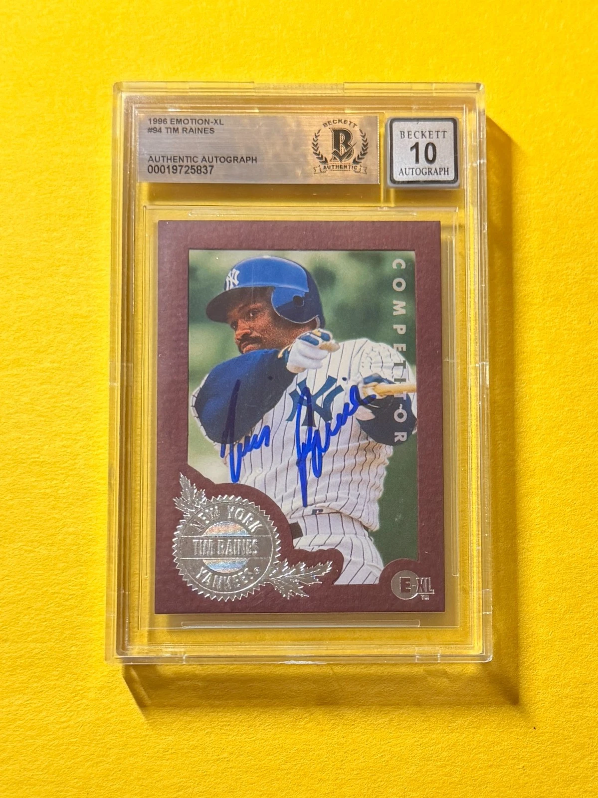 1996 EMOTION-XL TIM RAINES #94 SIGNED AUTO CARD BECKETT 10 AUTHENTIC YANKEES