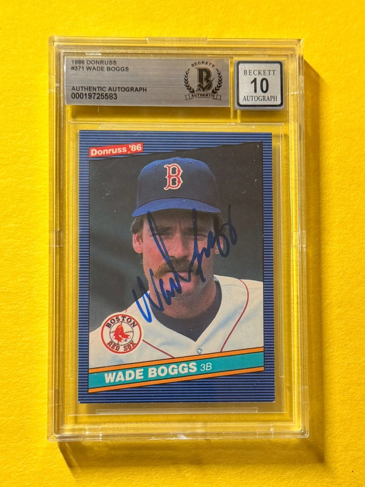 1986 DONRUSS WADE BOGGS #371 SIGNED AUTO CARD BECKETT 10 AUTHENTIC RED SOX