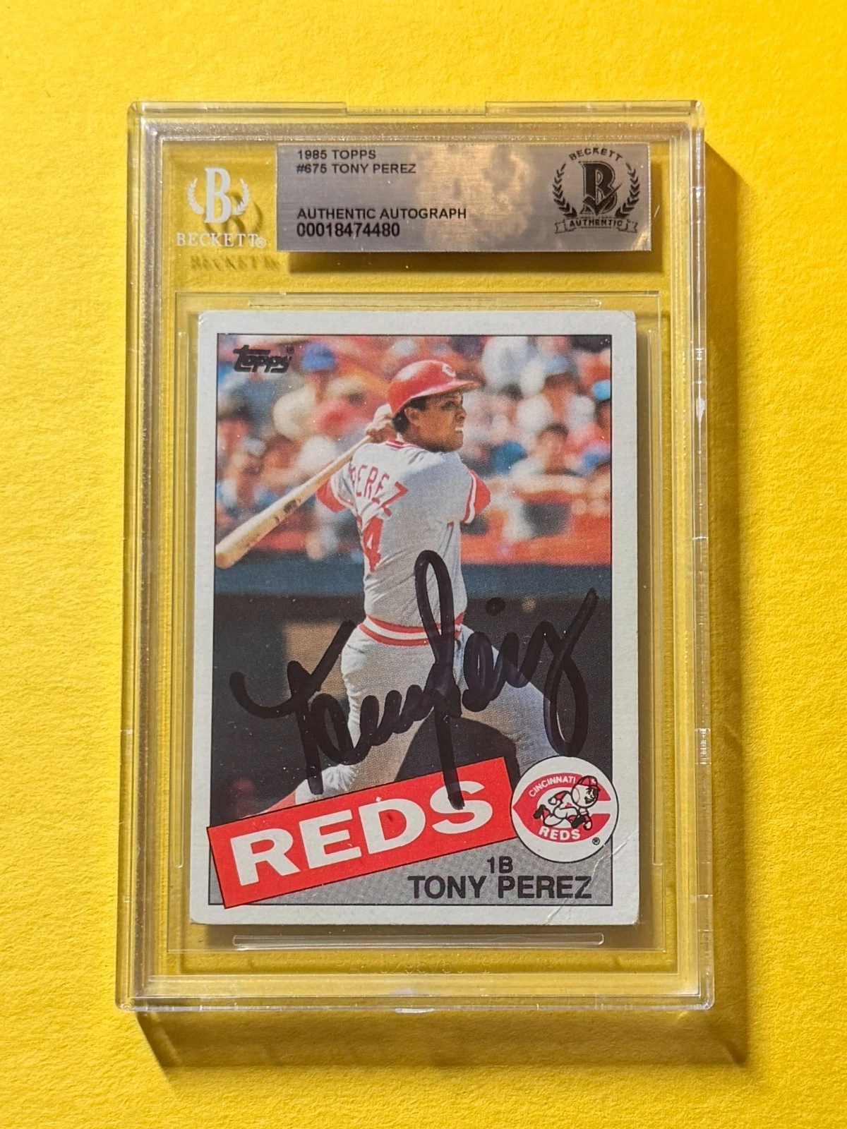 1985 TOPPS TONY PEREZ #675 SIGNED AUTO CARD BECKETT AUTHENTIC PHILLIES