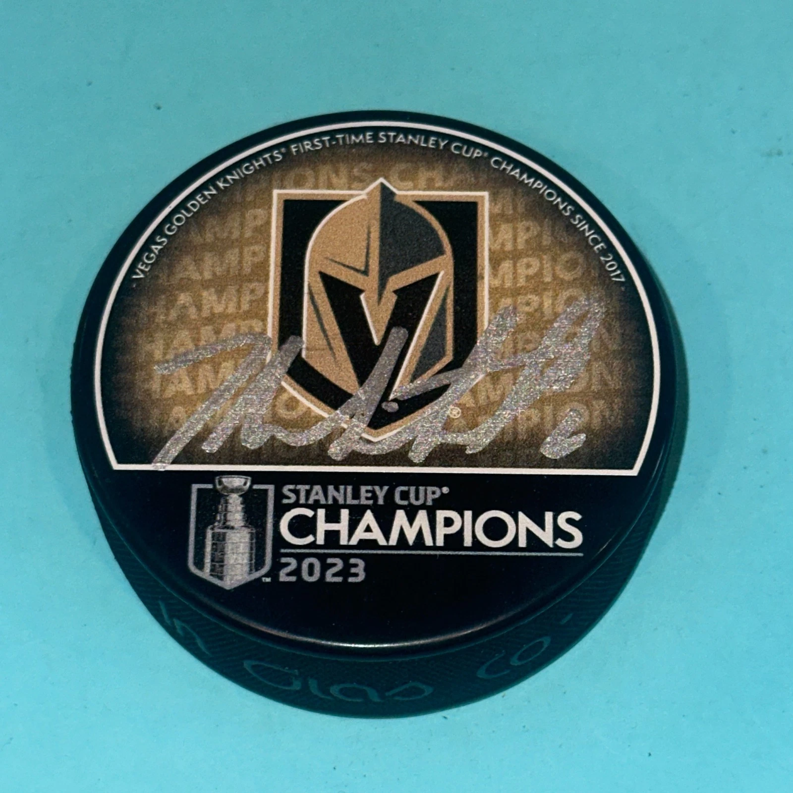 ZACH WHITECLOUD (Vegas) Signed 2023 STANLEY CUP CHAMPS Puck Beckett (BAS)