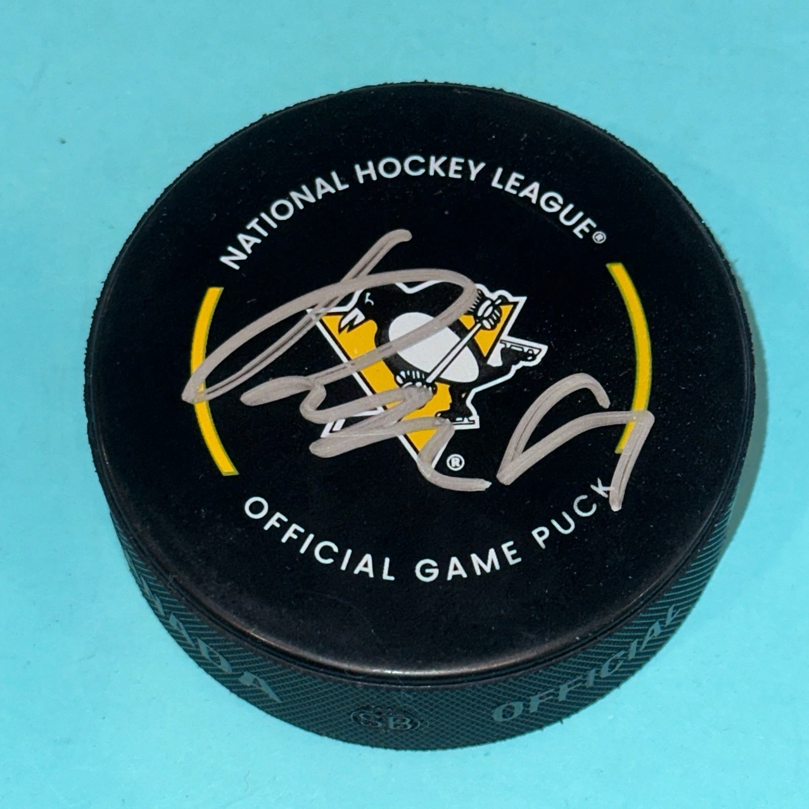 BEN KINDEL Signed Pittsburgh PENGUINS Official GAME Puck Beckett (BAS)